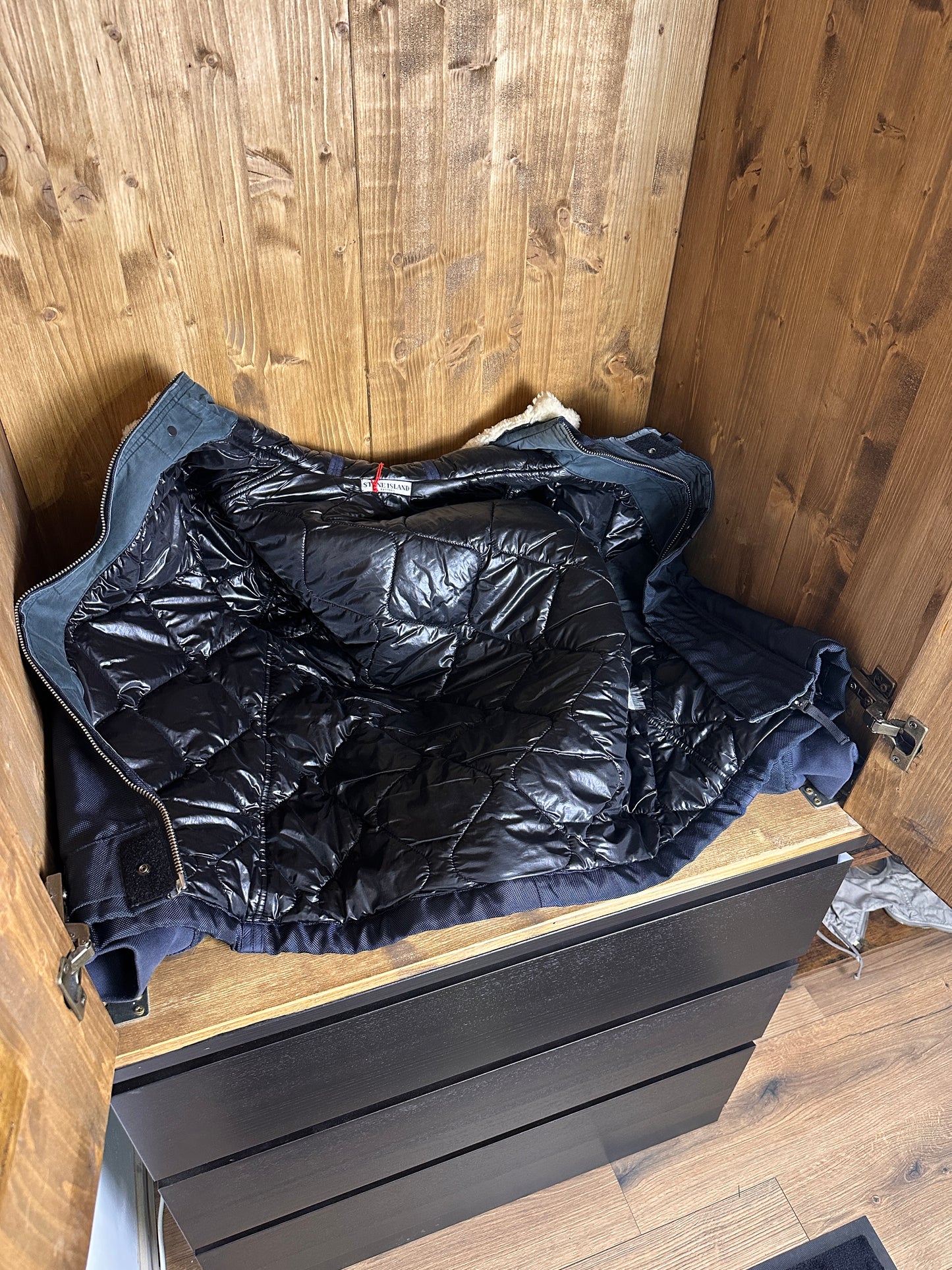 AW10 OXFORD NYLON SHEARLING BOMBER in Gray Blue