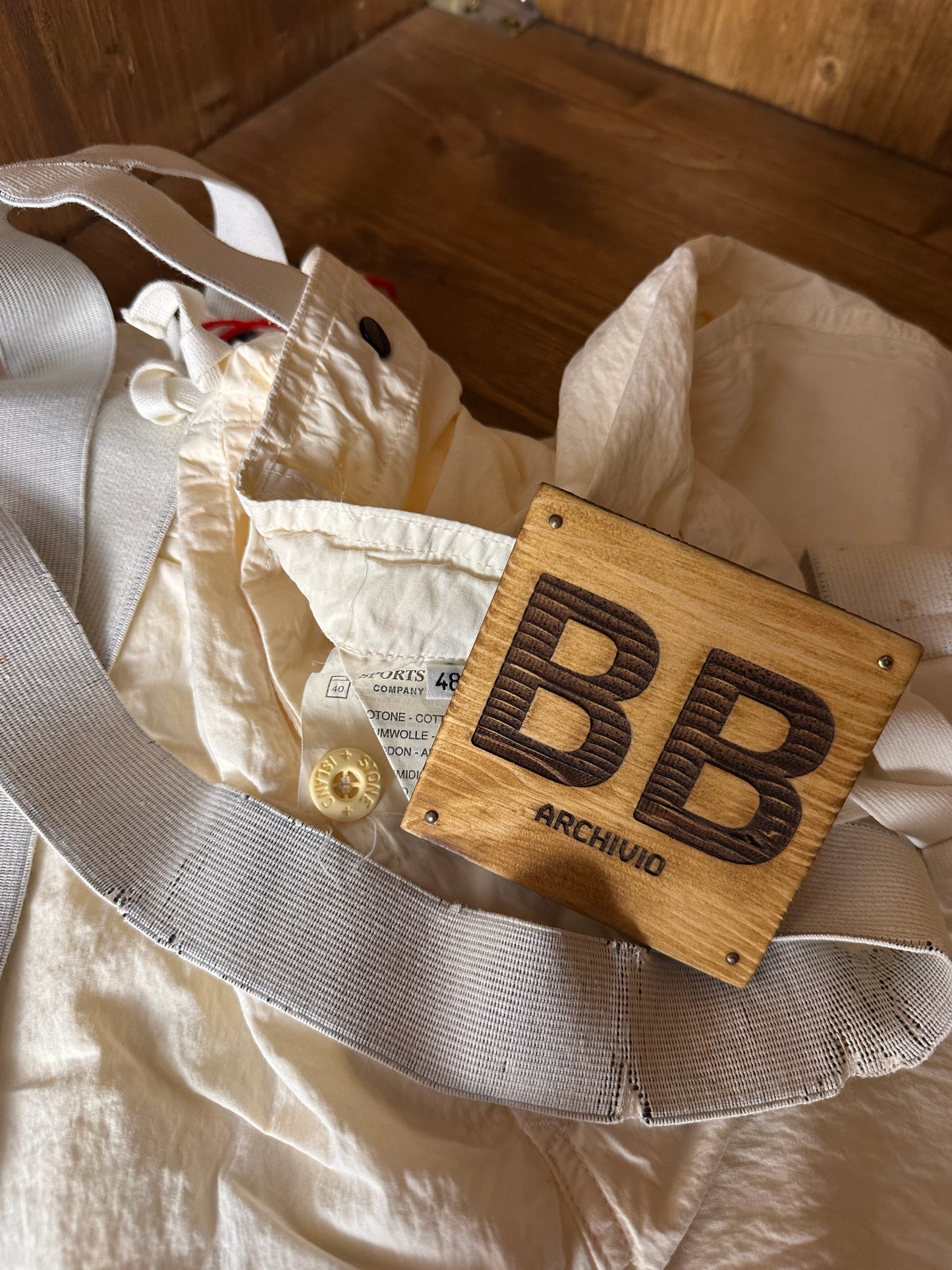 SS00 Fallschirmhosen in Austernweiß