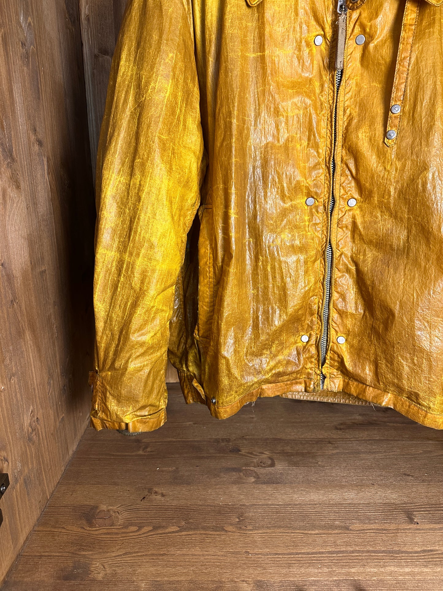 AW89 ICE JACKET FLIGHT BOMBER in Gold Rust