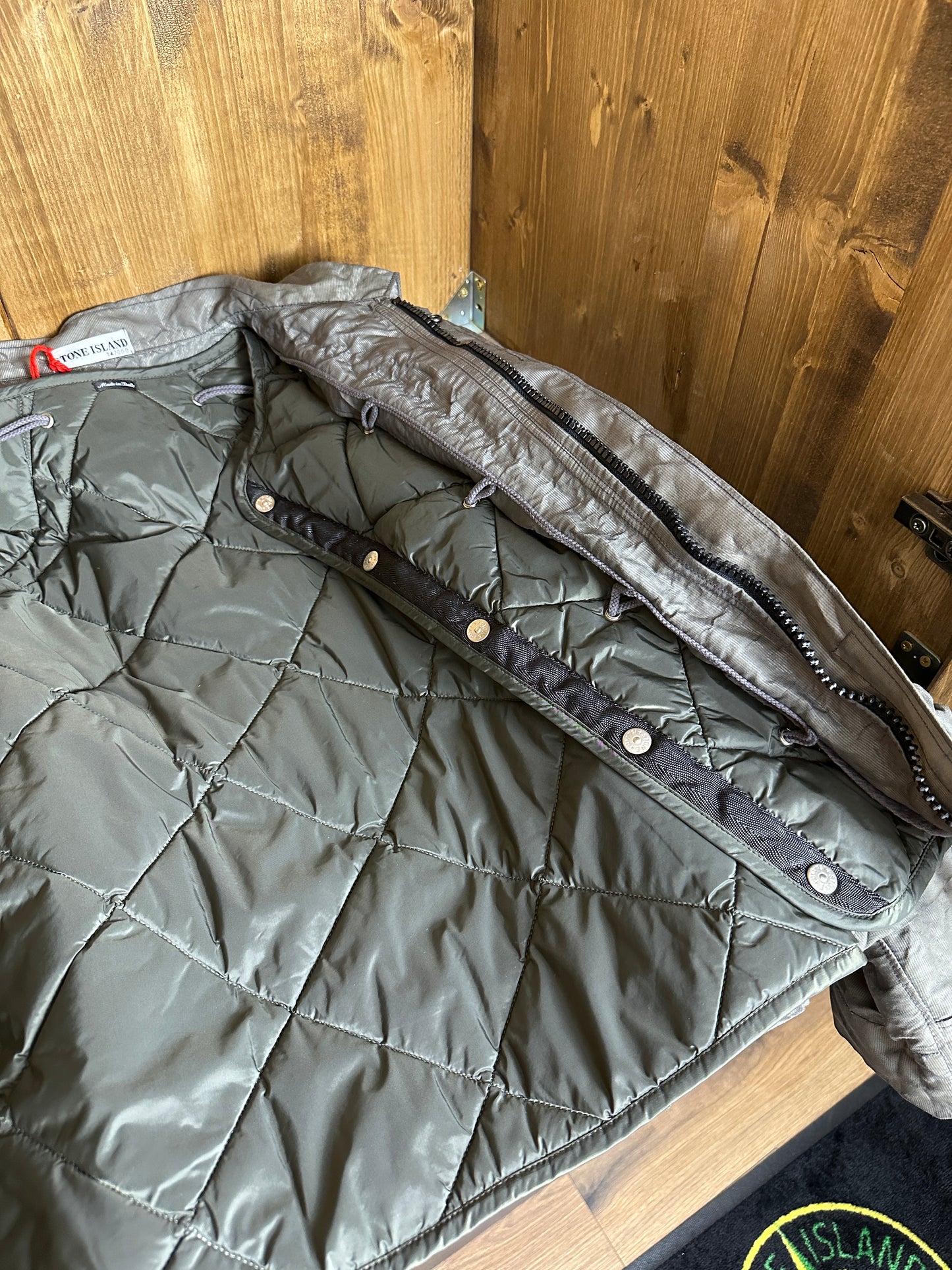 AW00 MONOFILAMENT MESH JACKET in Olive Brown