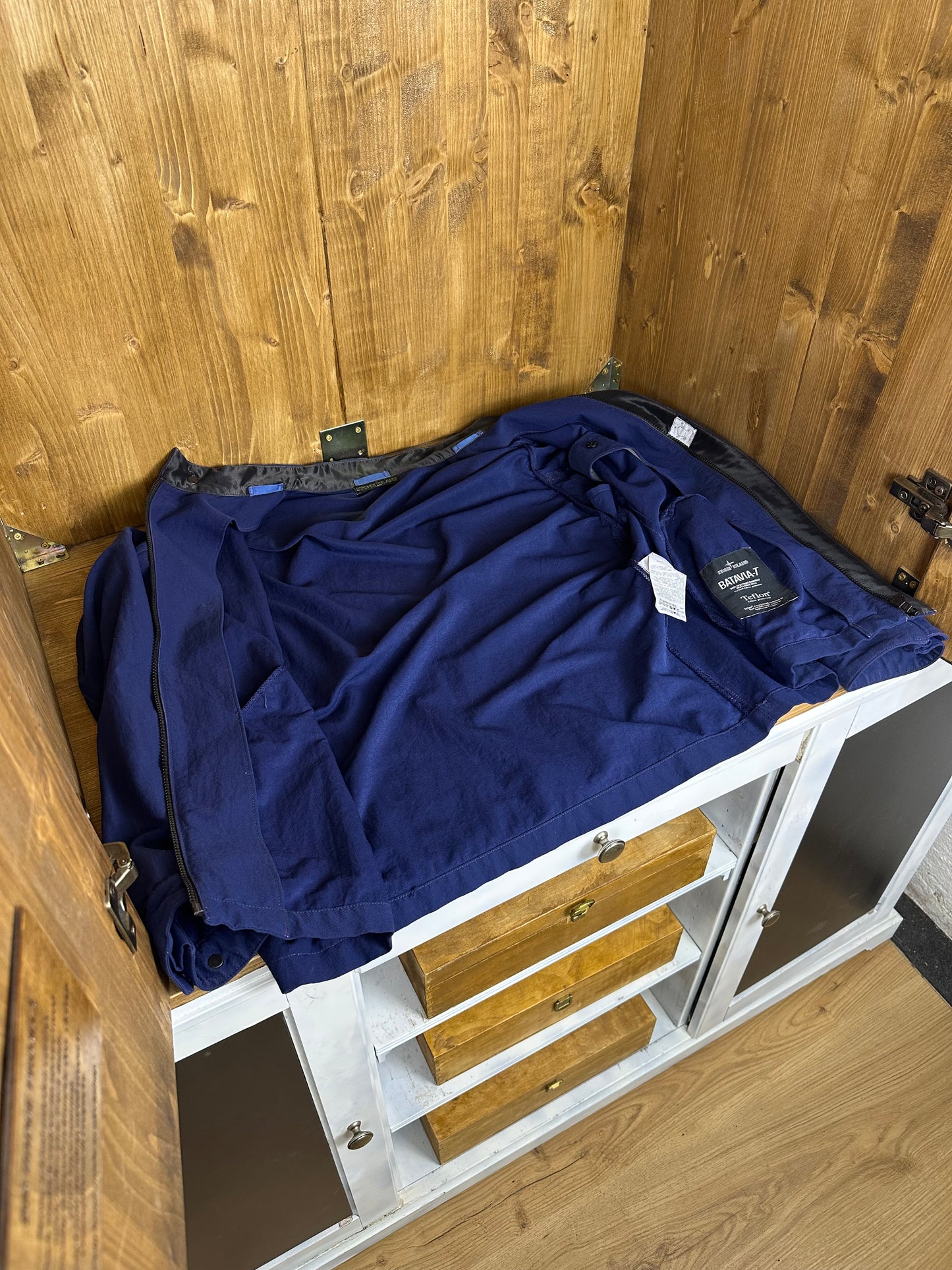 SS10 BATAVIA T - Teflon in Blue