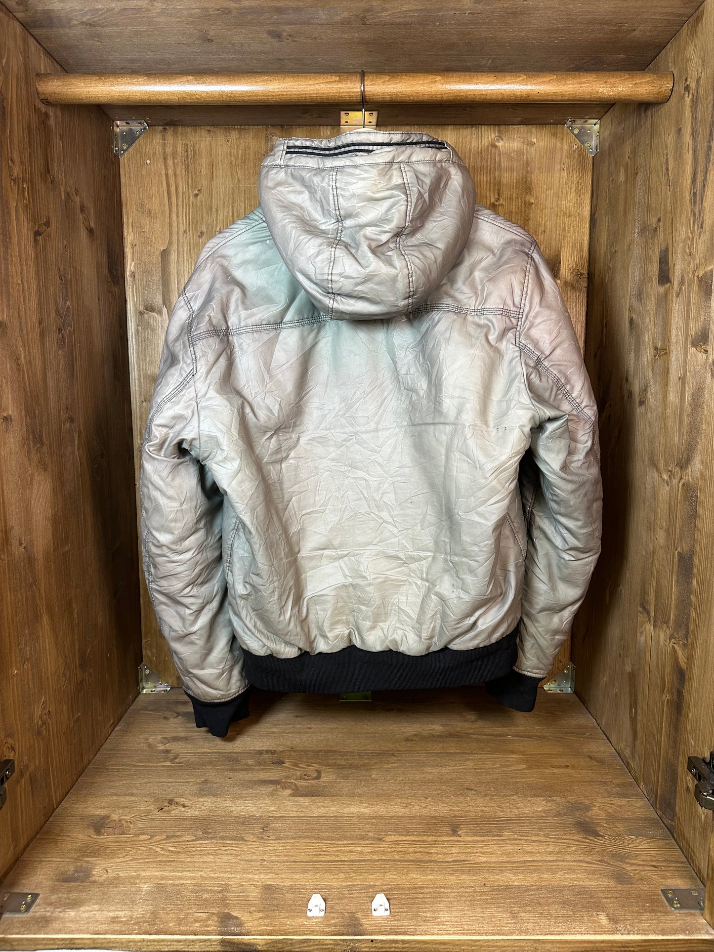 AW2012 THERMO REFLECTIVE 30TH ANNIVERSARY