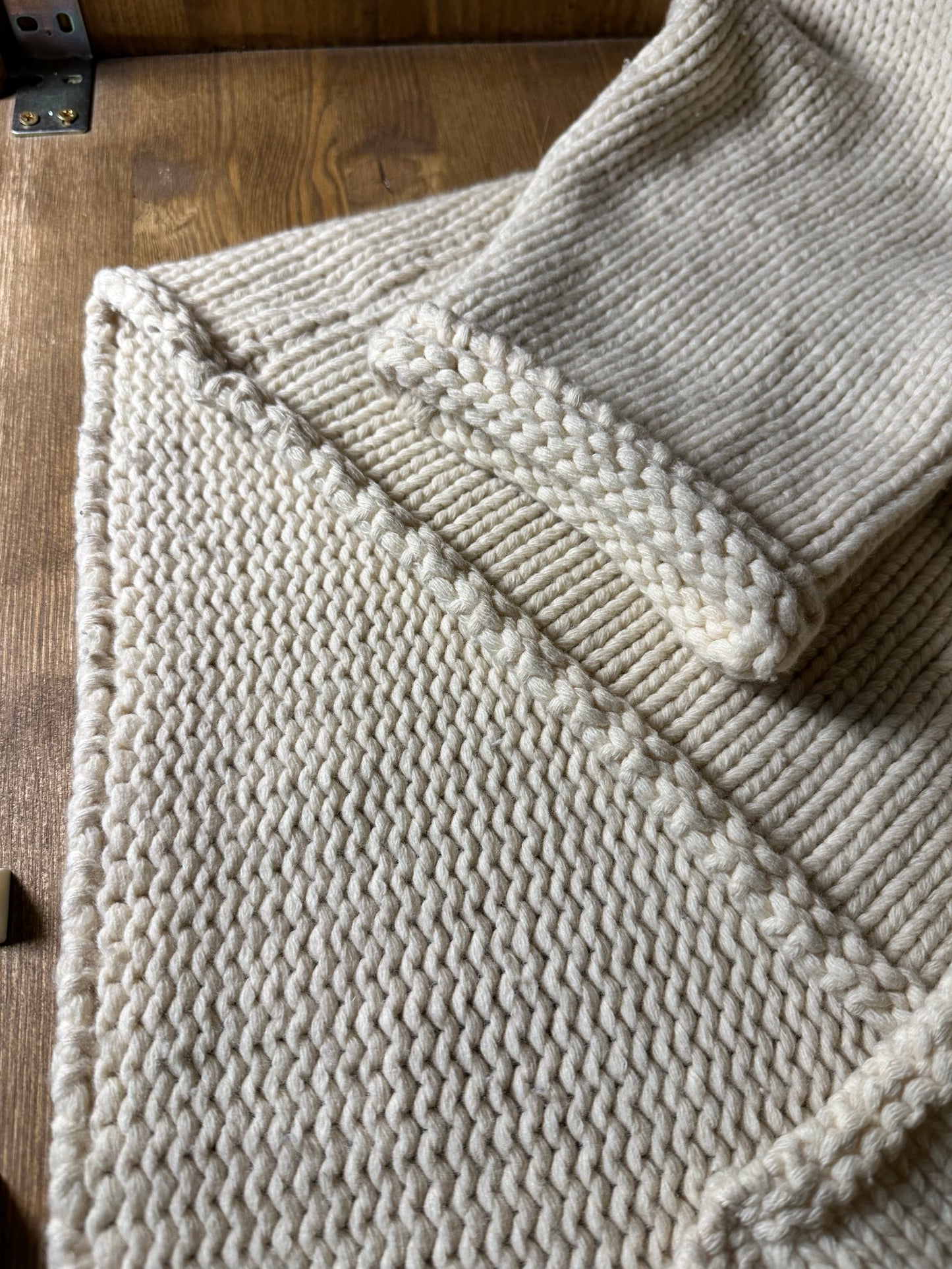 AW01 HEAVYWEIGHT BEIGE WOOL JACKET with crochet details