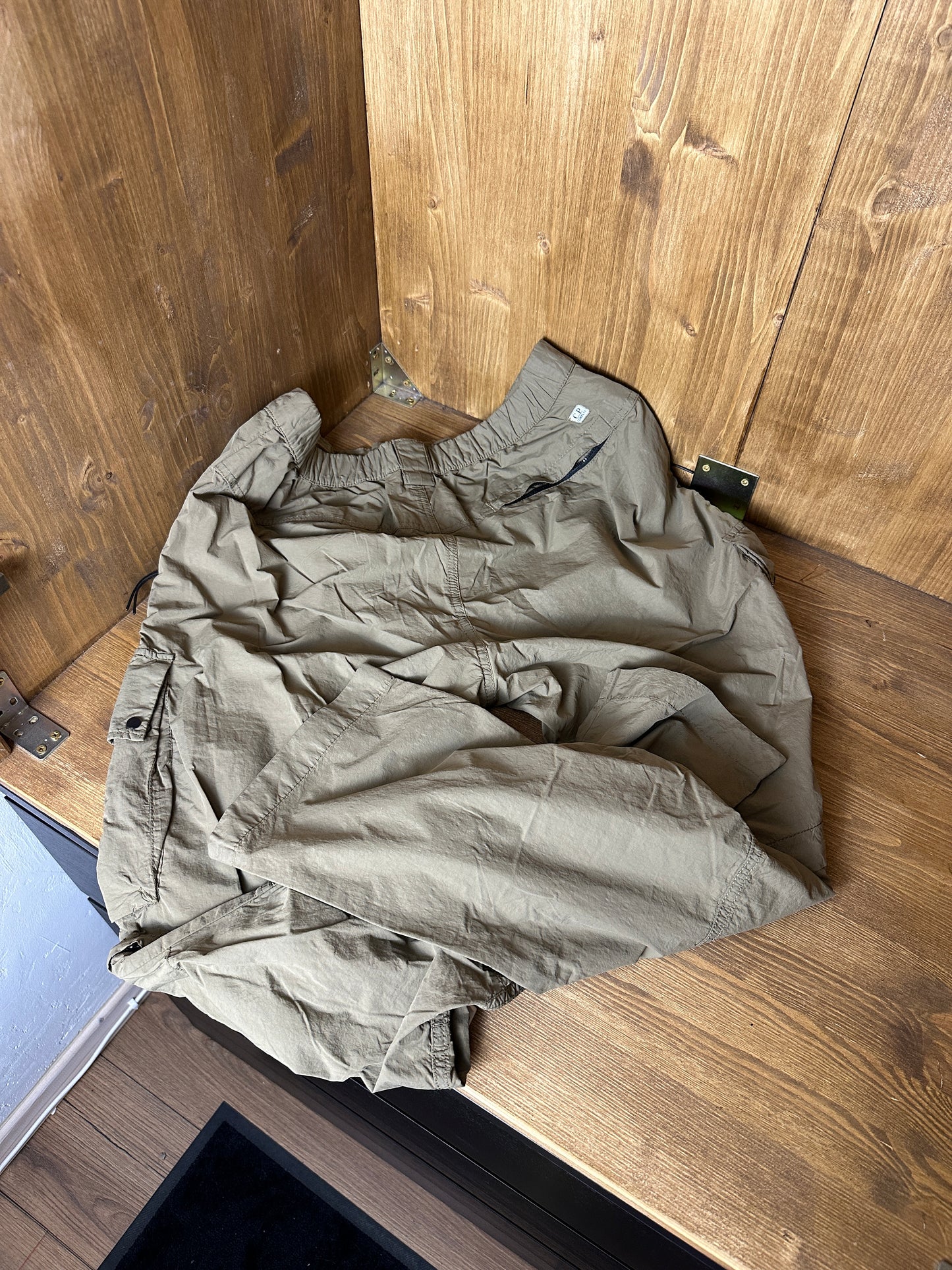 SS19 CP CARGO PANTS in Olive Grey