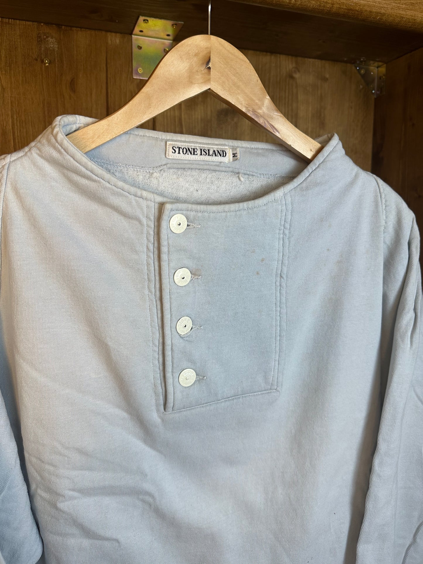 AW84 MARINA CROPPED CREWNECK in Baby Blue