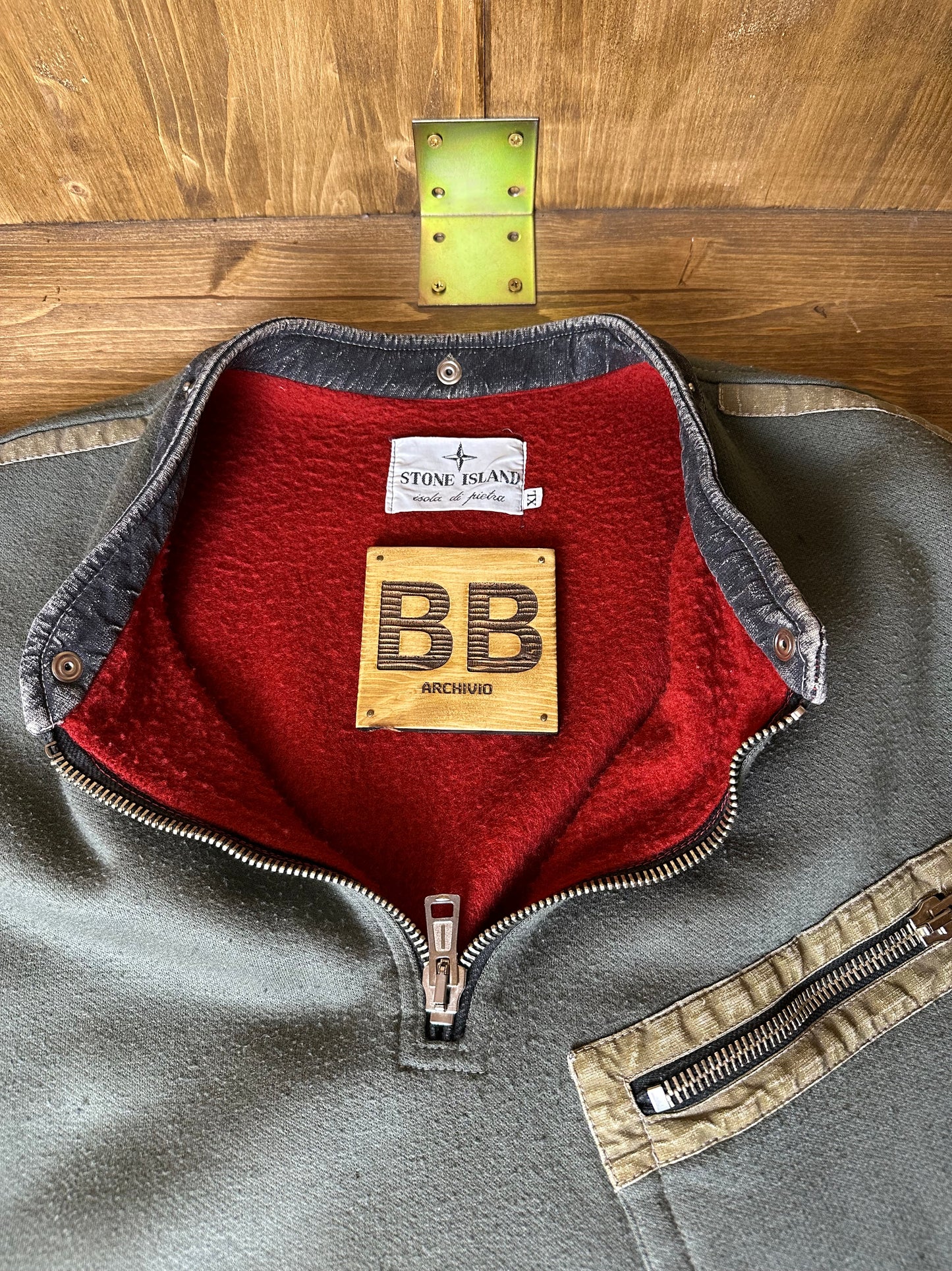 AW82 TELA STELLA FLEECE VEST in Brown