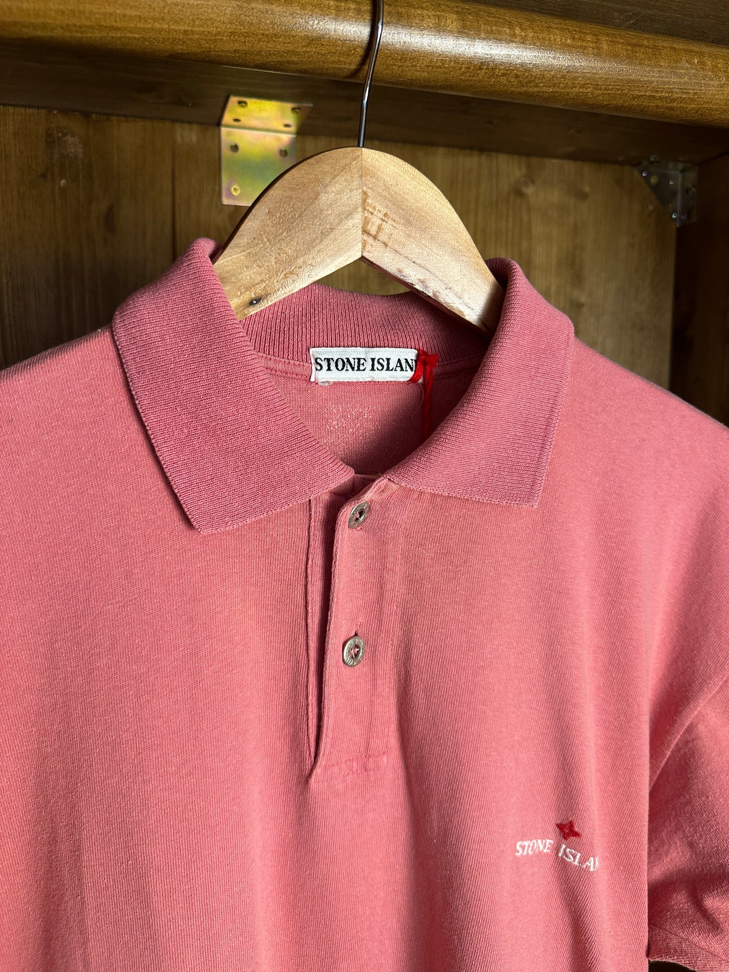 SS89 EMBROIDERED SPELLOUT POLO in Antique Pink