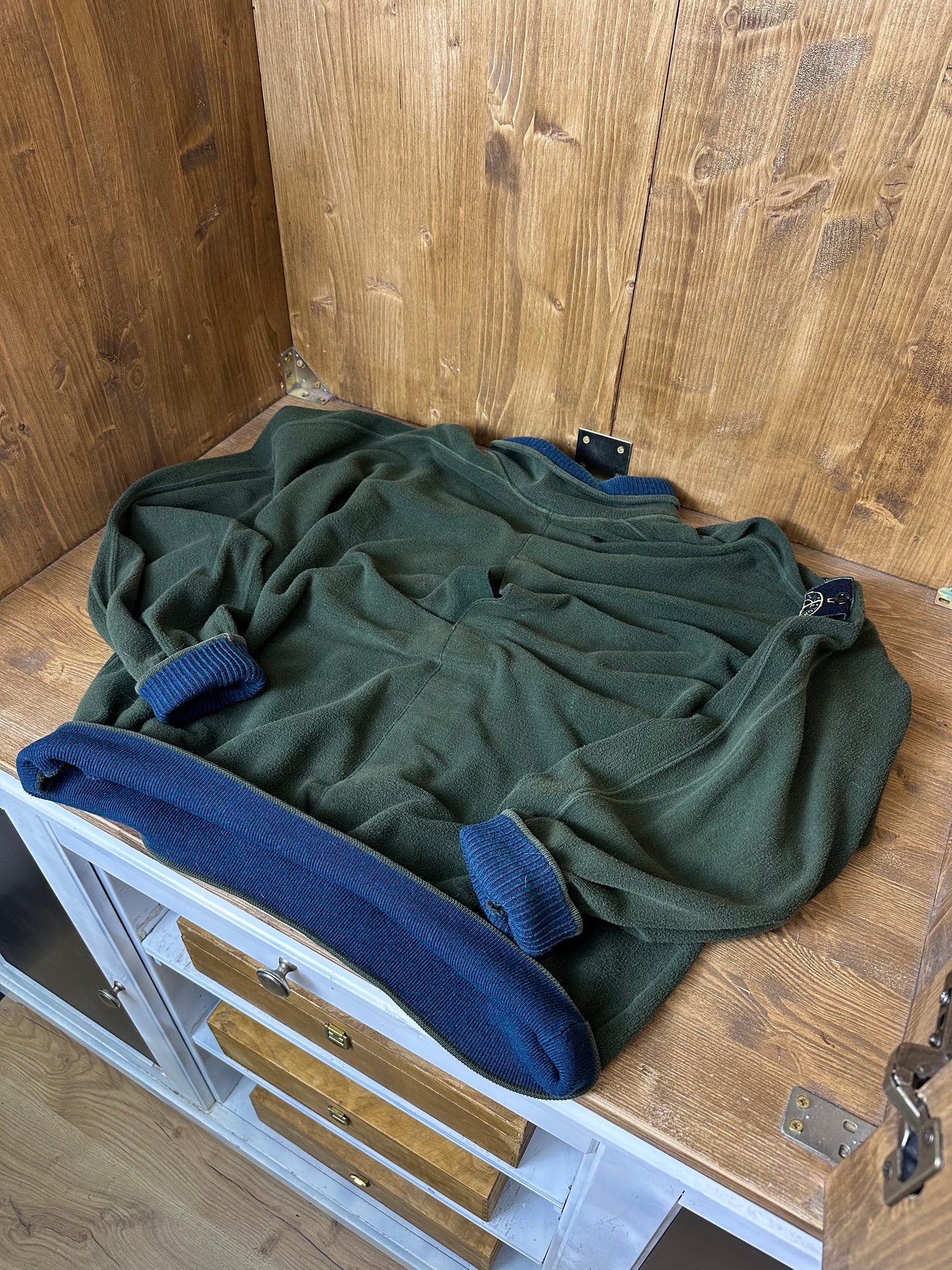 AW88 FLEECE TURTLENECK in Green&Blue