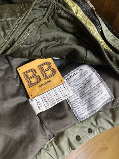 AW010 ICE JACKET RUBIN RED TO QUARTZ PINK with detachable zipped liner