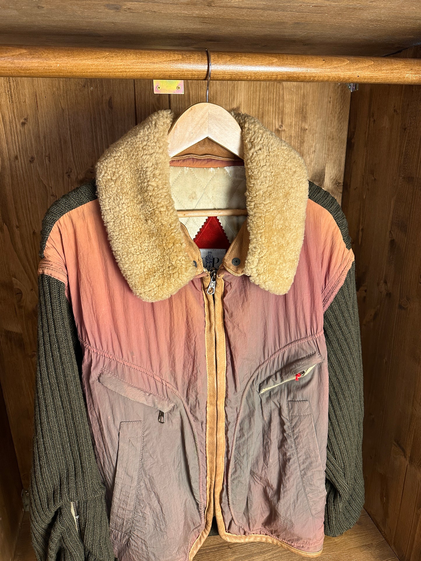 AW84 JAPANESE WRINKLED NYLON GRADIENT WITH RIBBED WOOL INSERTS in Mixed Shades of Brown