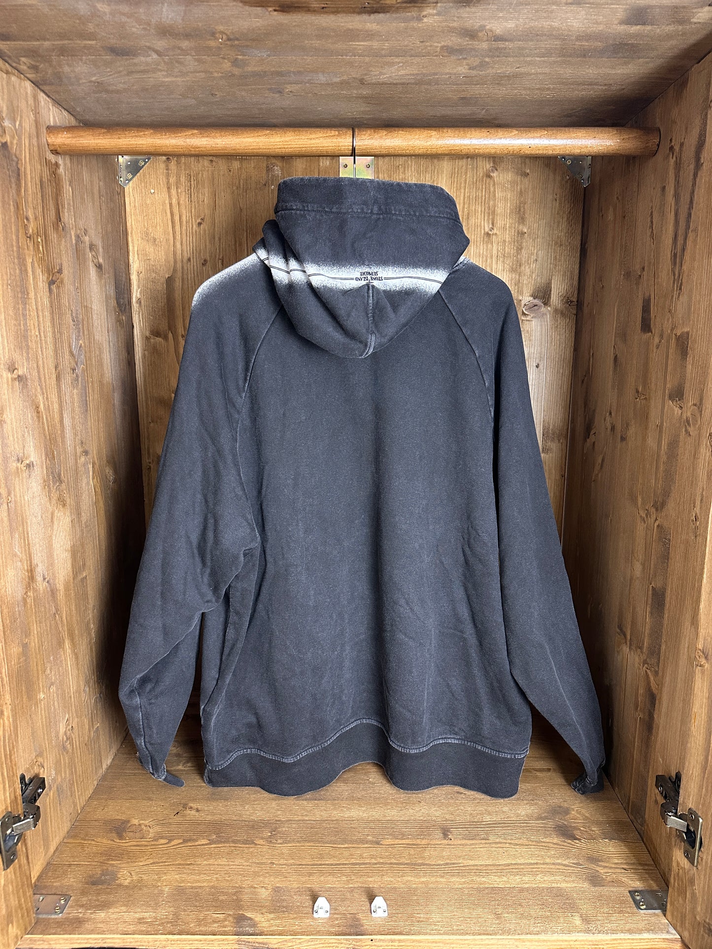 SS20 STONE WASH HOODIE  Supreme X Stone Island in Granite Grey