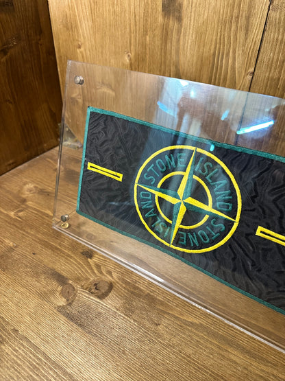 GREEN EDGE BADGE DISPLAY