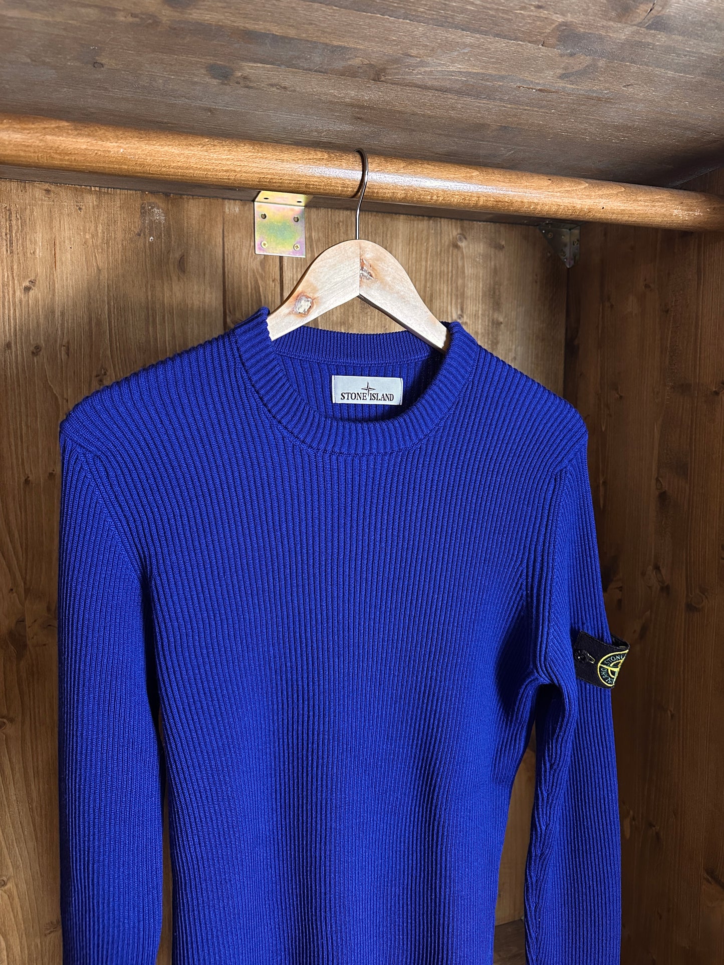 AW23 Wollpullover in Ultramarinblau