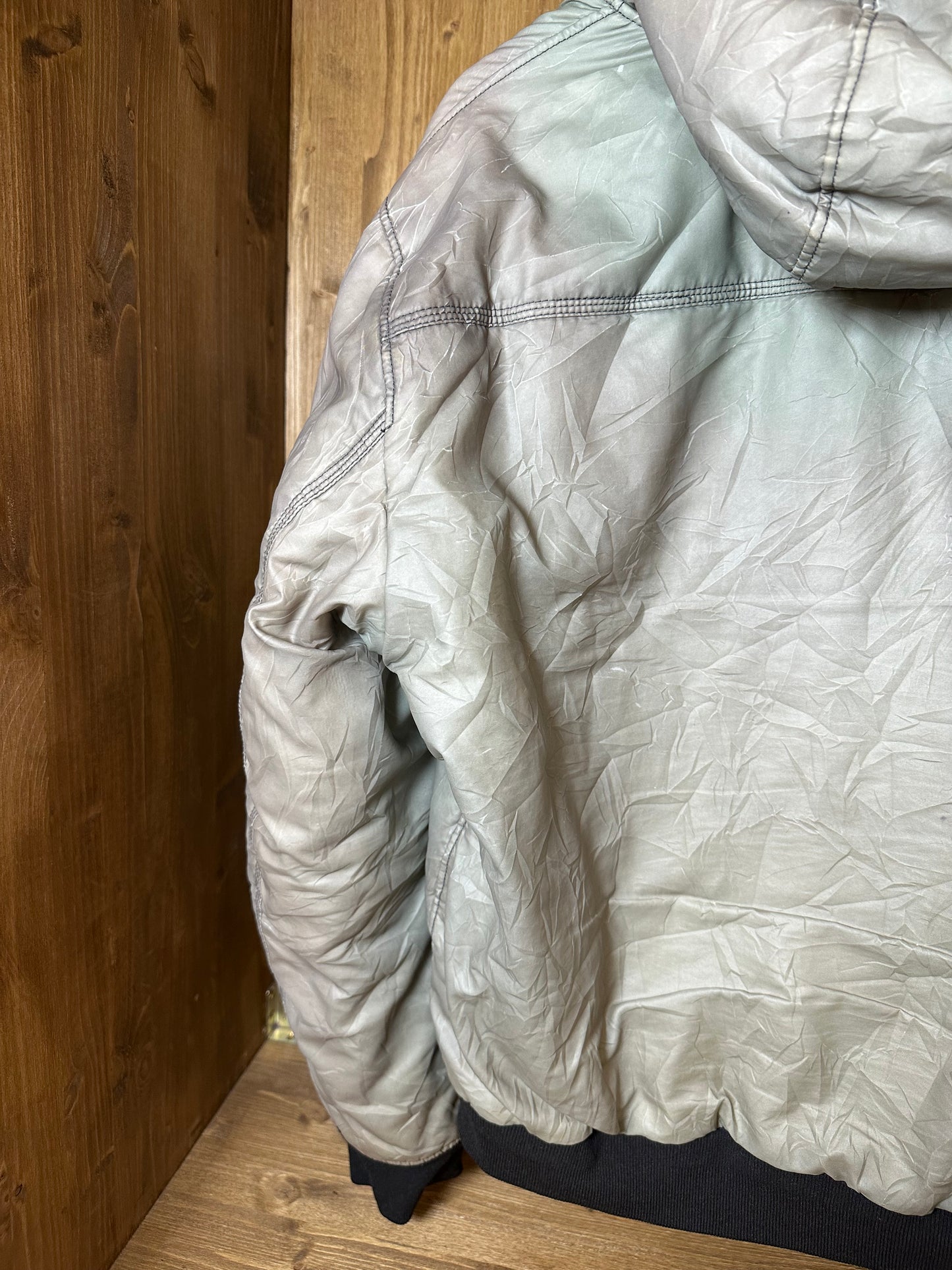 AW2012 THERMO REFLECTIVE 30TH ANNIVERSARY