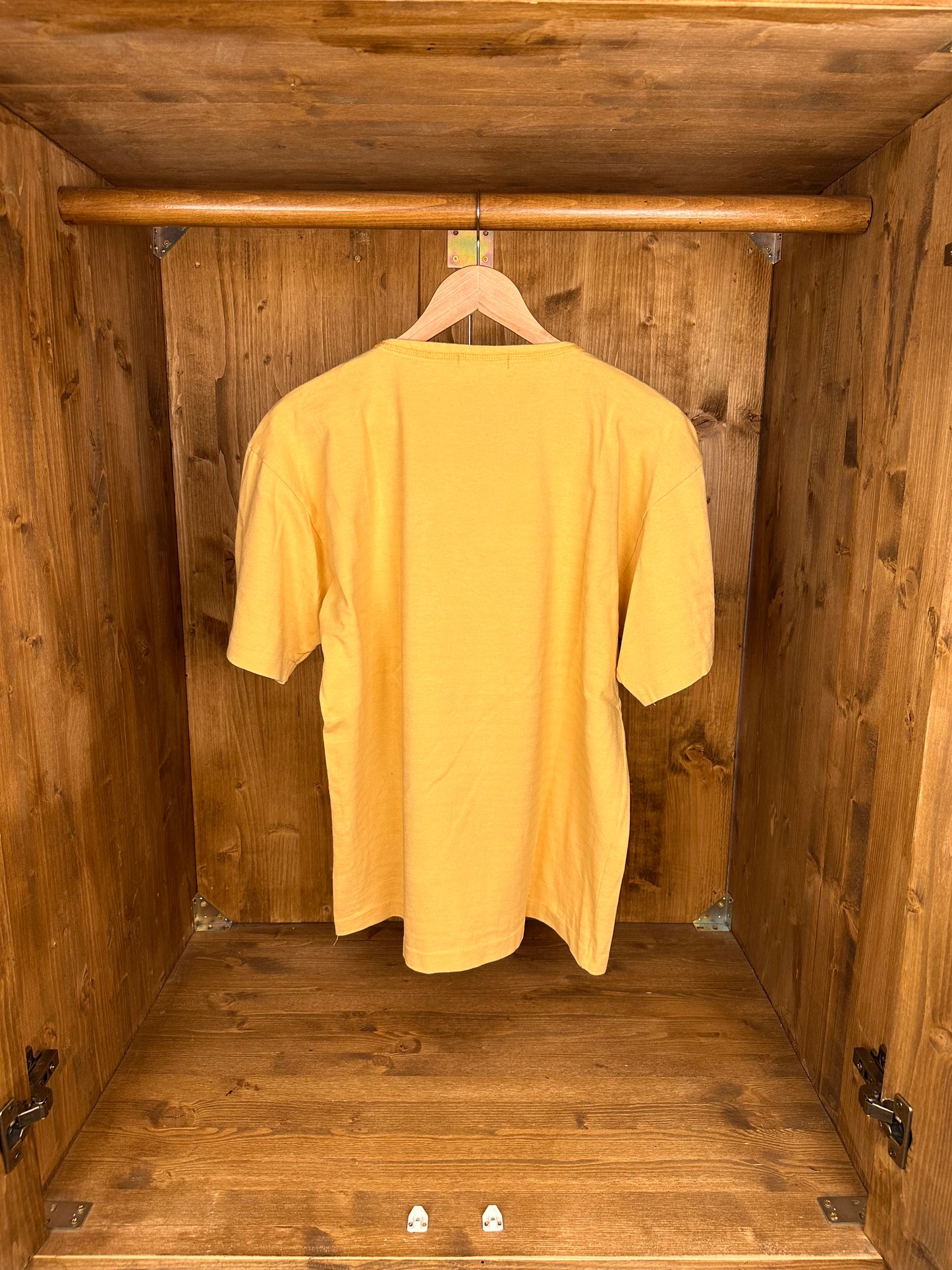 SS80s STRIPED TEE FRONT SPELLOUT in Yellow Sunflower