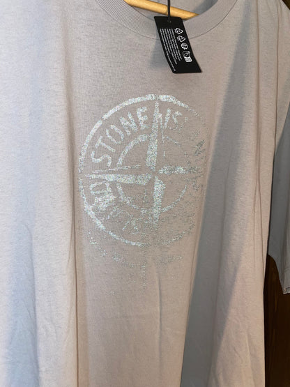 Reflective logo tee