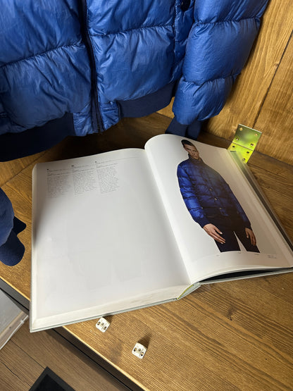 AW13 GARMENT_DYED DOWN_26 GR X SQM_N in Sapphire Blue