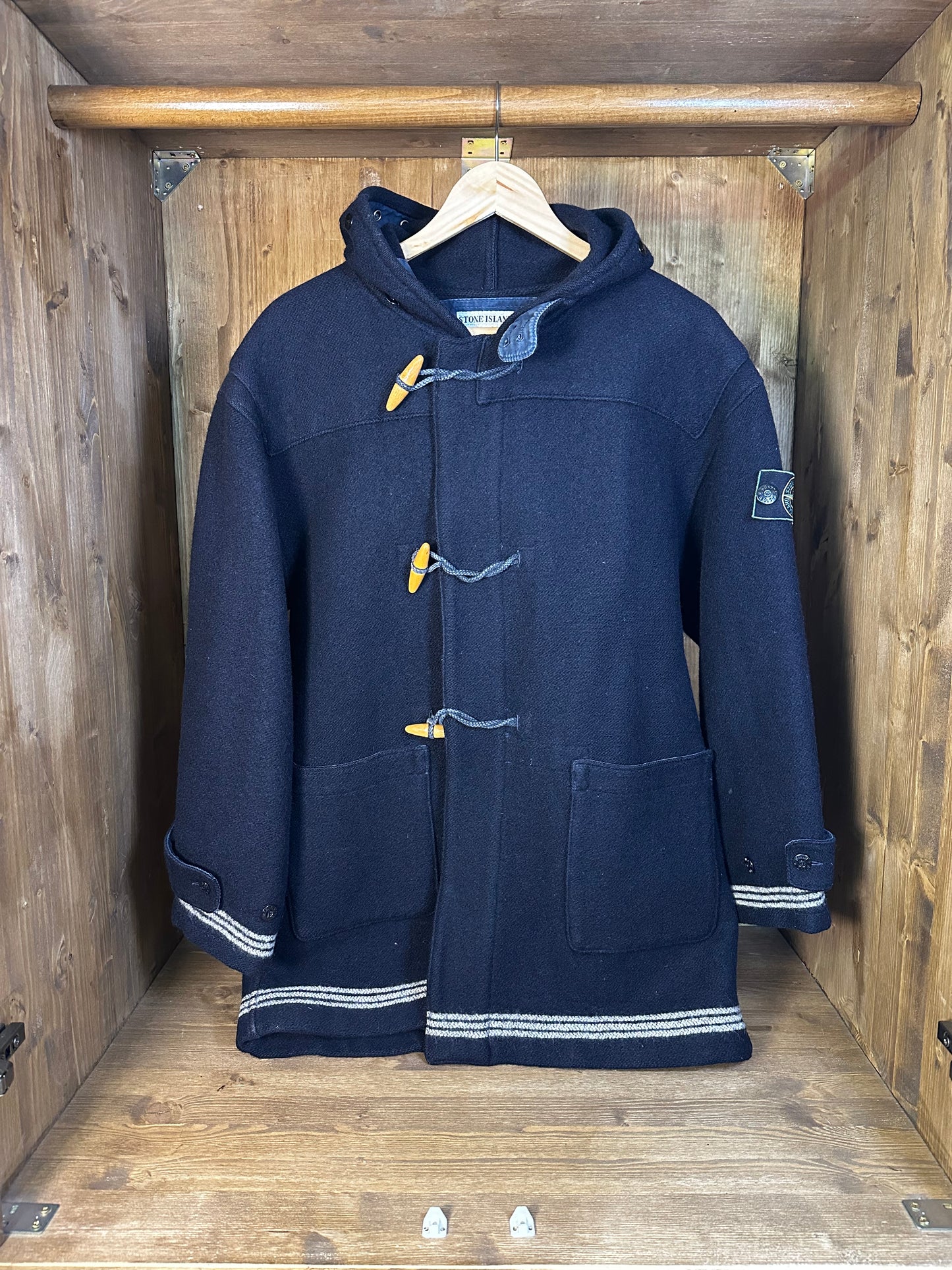 AW1988 BLUE AND WHITE WOOL MONTGOMERY