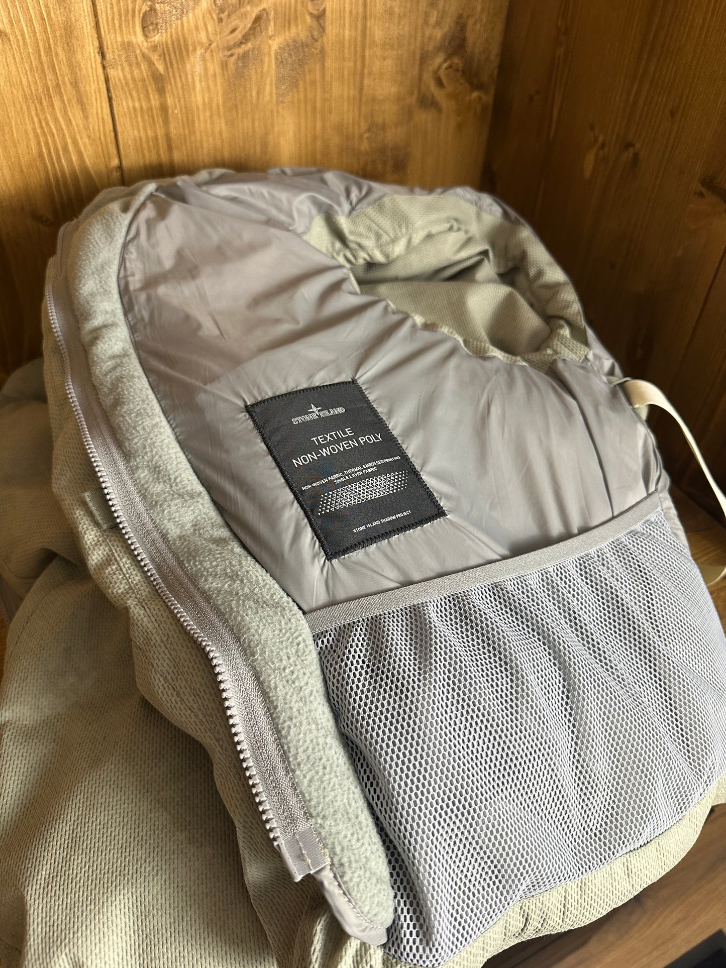 AW22 TEXTILE NON-WOVEN POLY VEST in Pale Green