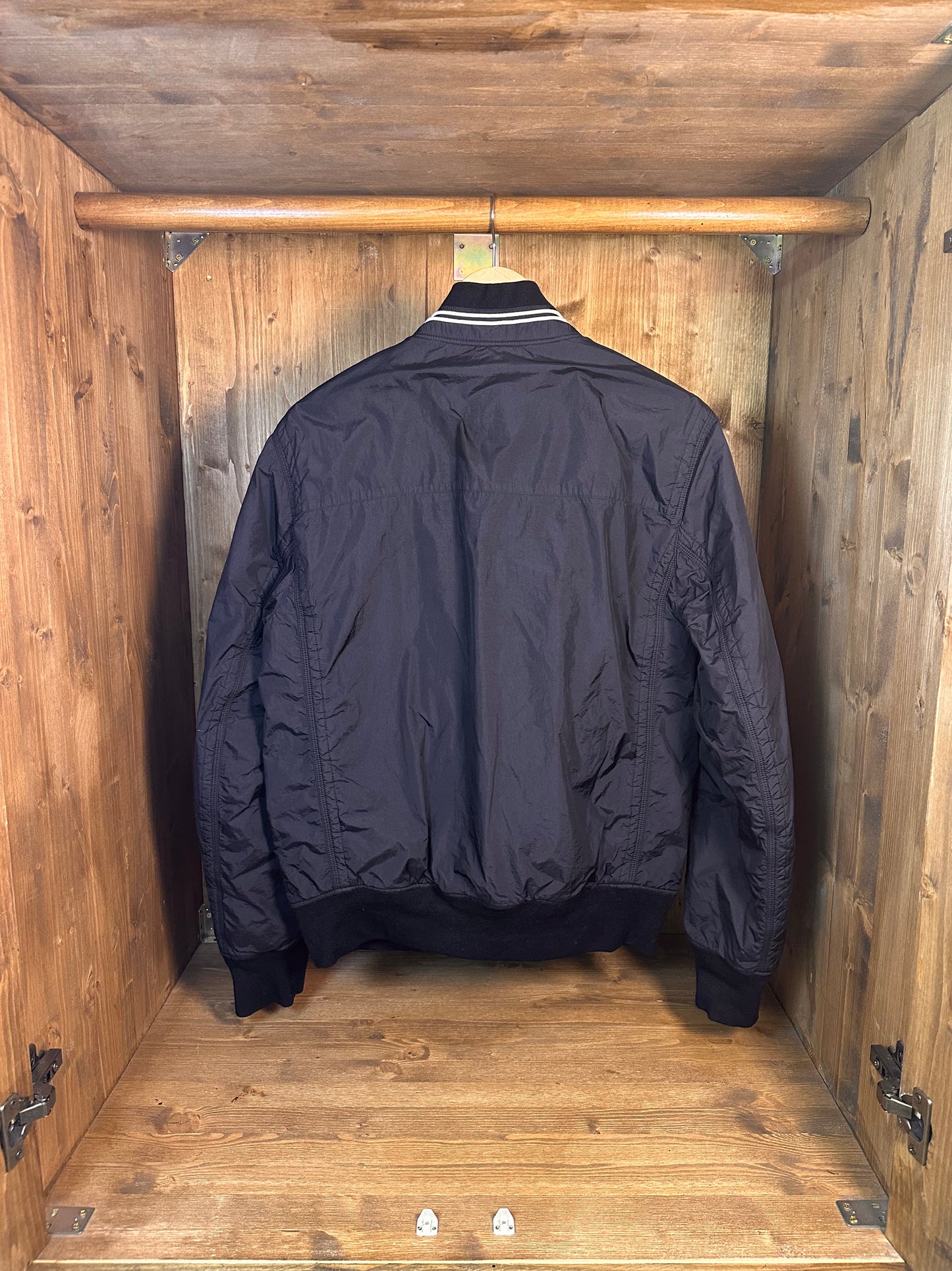 AW12 GARMENT DYED NYLON TELA QUILTED in Navy Blue