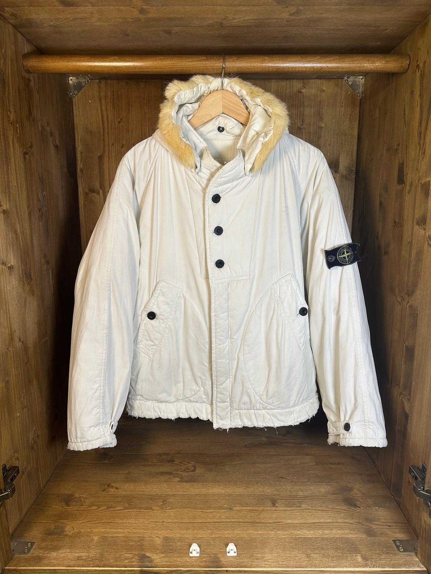 AW1985 COYOTE BEIGE FUR TRIM HOOD JOCK