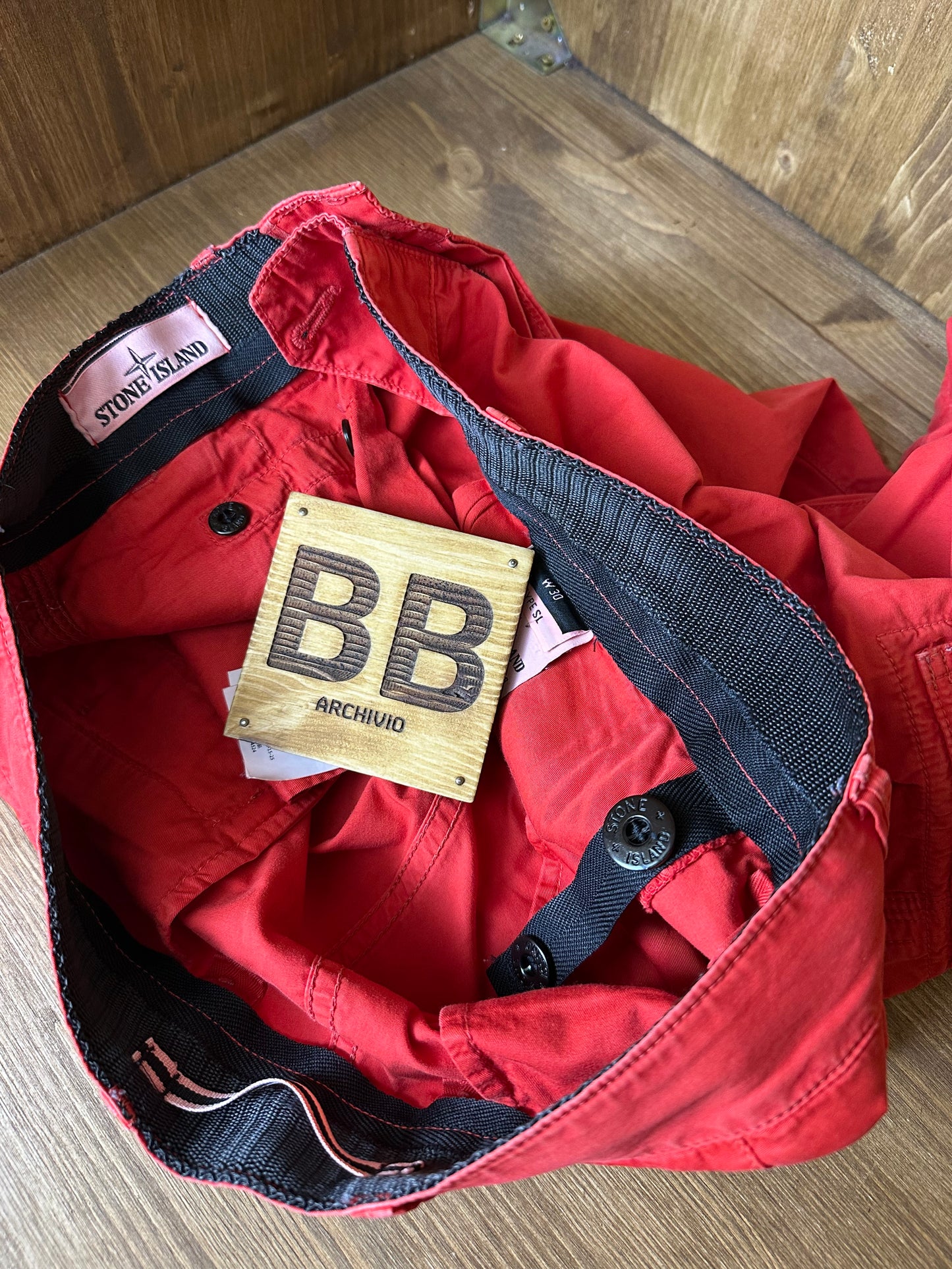 COTTON SHORTS in Coral Red