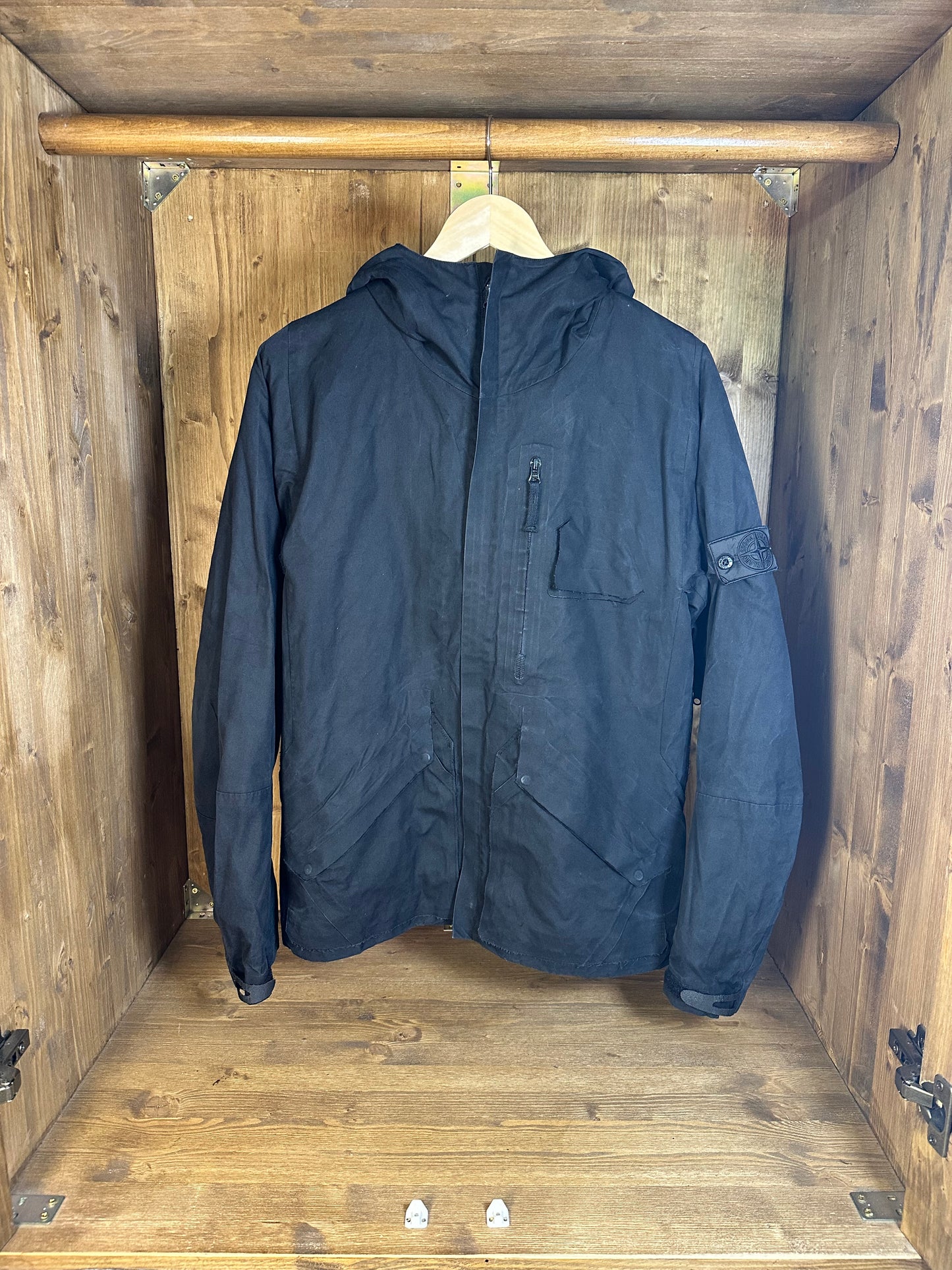 AW09 SHADOW PROJECT VENTILE STEALTH JACKET with detachable fleece white inner