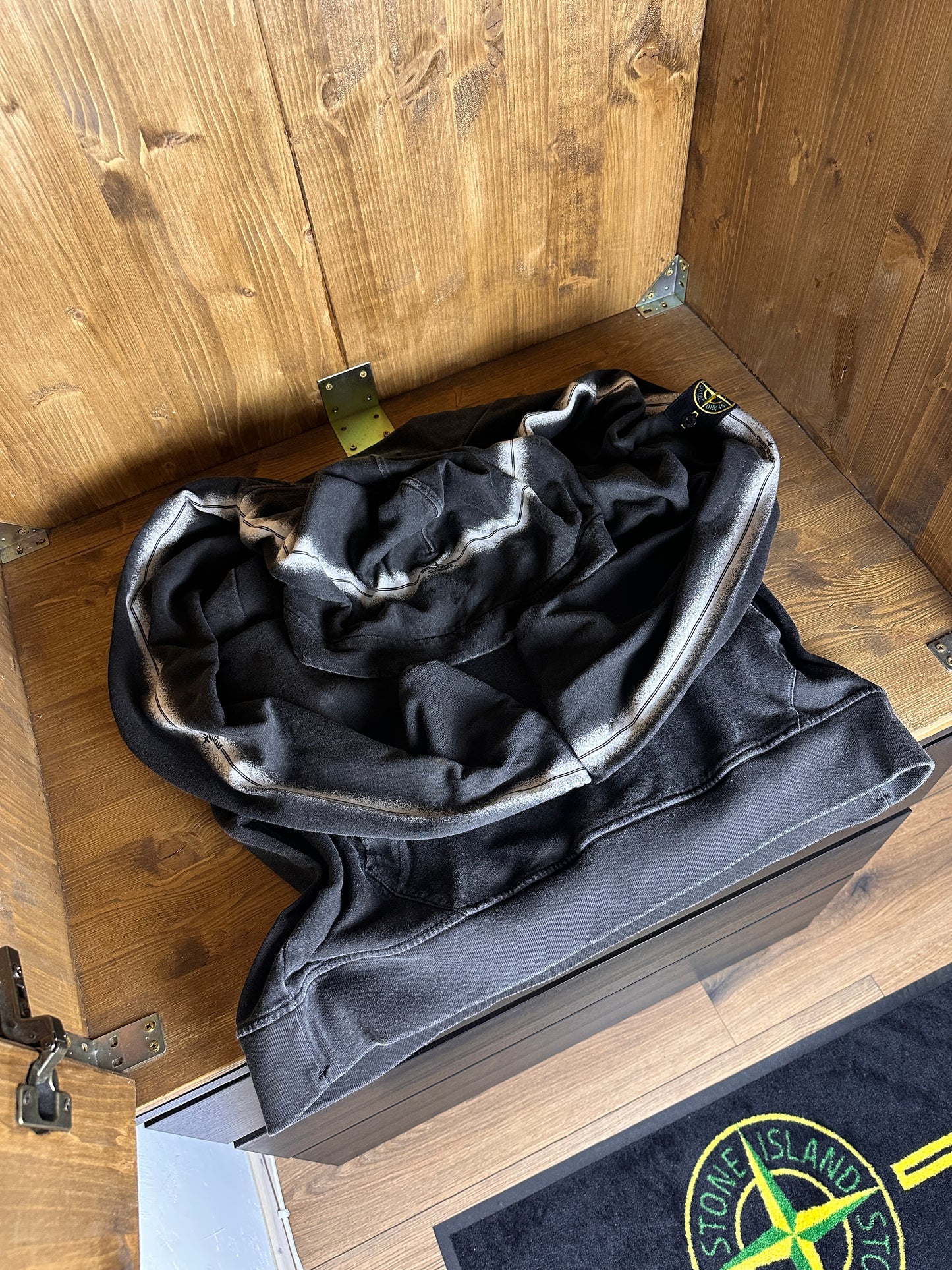 SS20 STONE WASH HOODIE  Supreme X Stone Island in Granite Grey