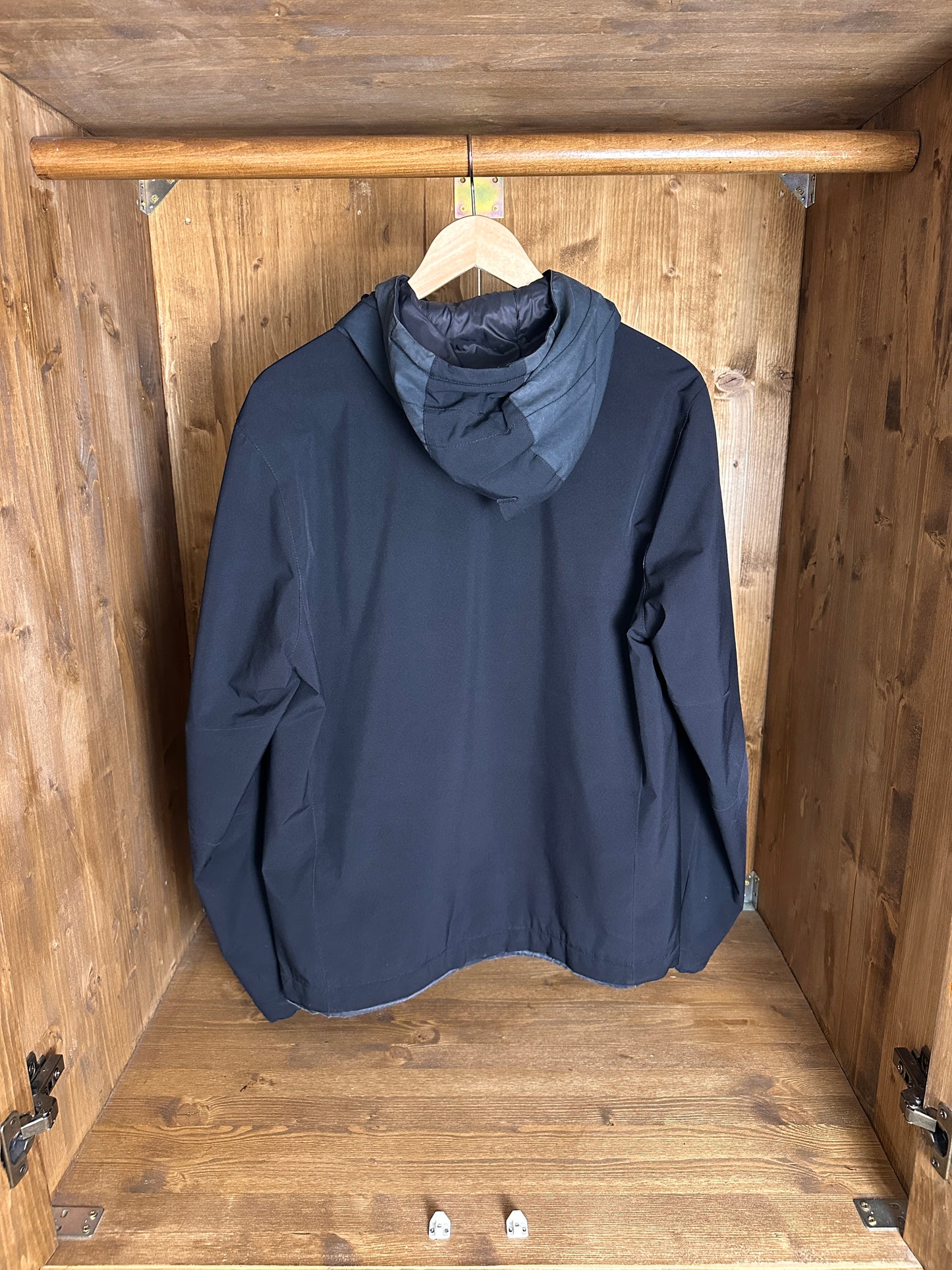 AW17 SOFT SHELL WITH PRIMA-LOFT INSULATION in Faded Blue