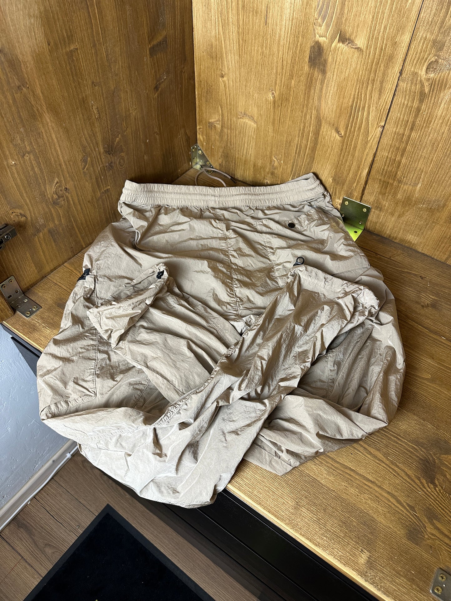 SS23 CP NYLON METAL PANTS in Grey Beige