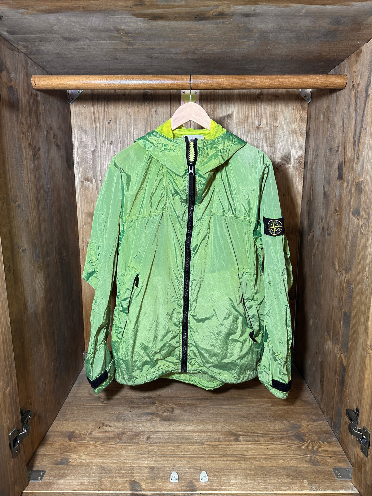 SS16 NYLON METAL WATRO In Gold Yellow