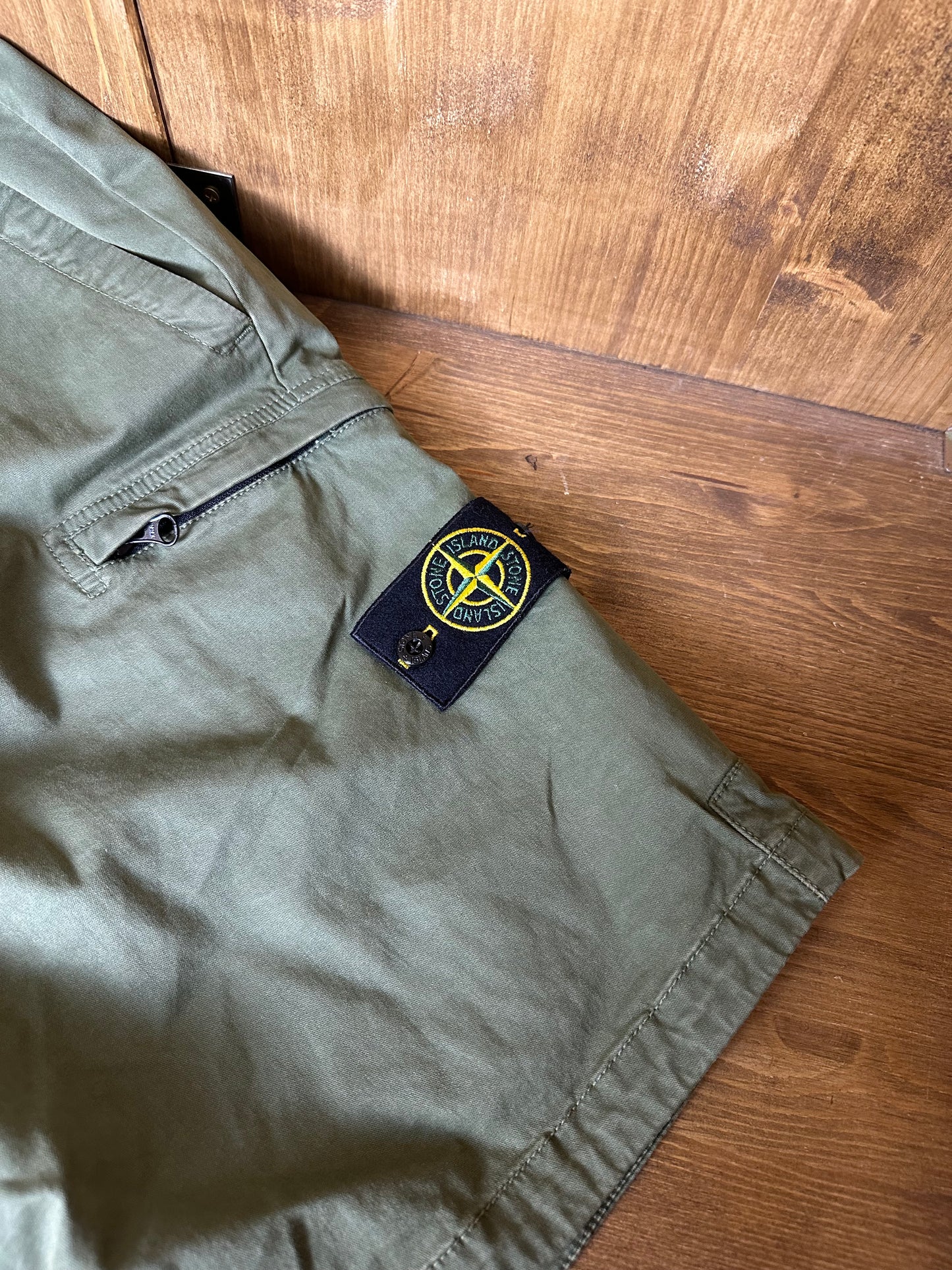 COTTON SHORTS in Green