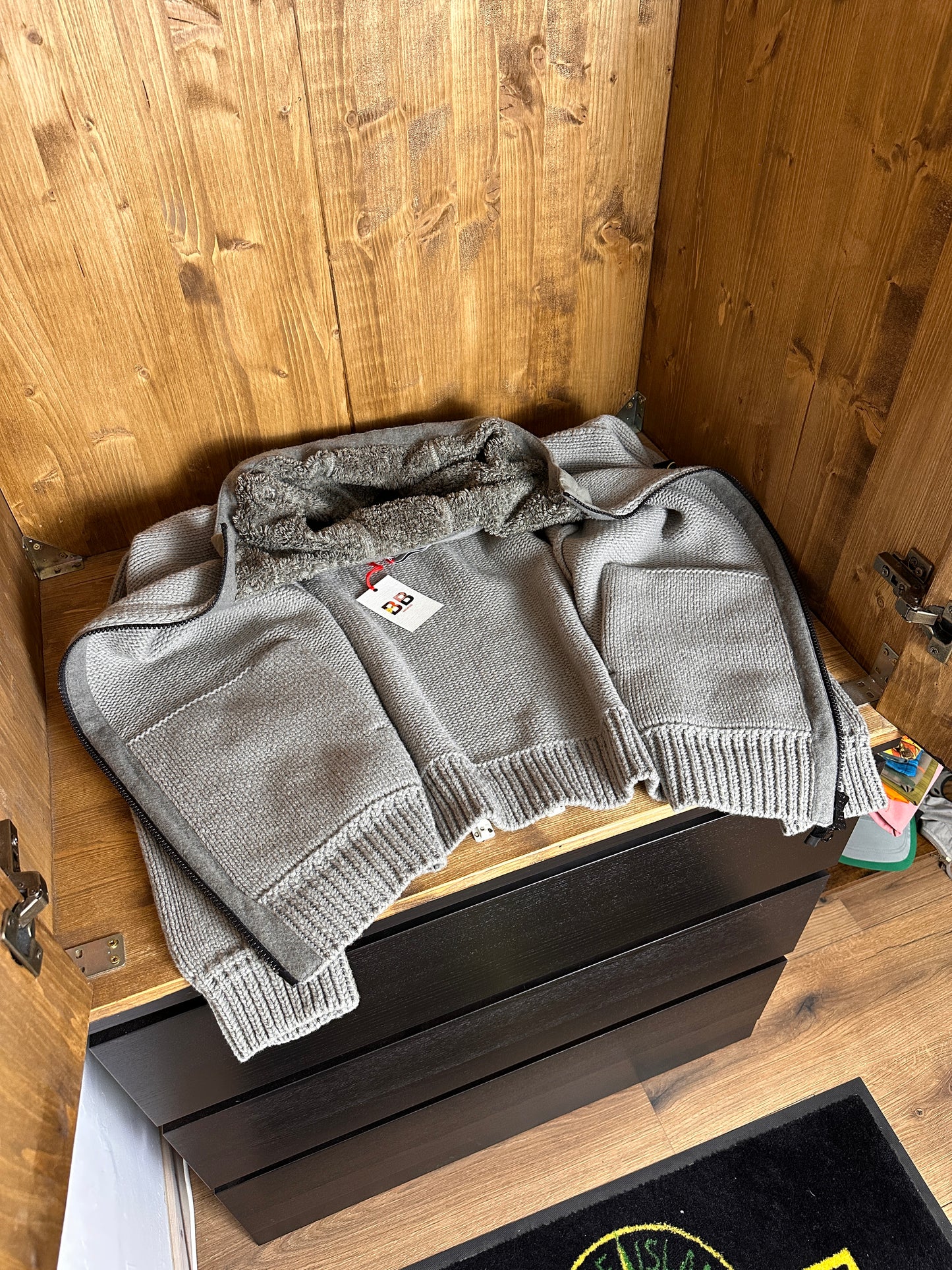 AW13 CROCHET WOOL HOODED JACKET in Stone Grey