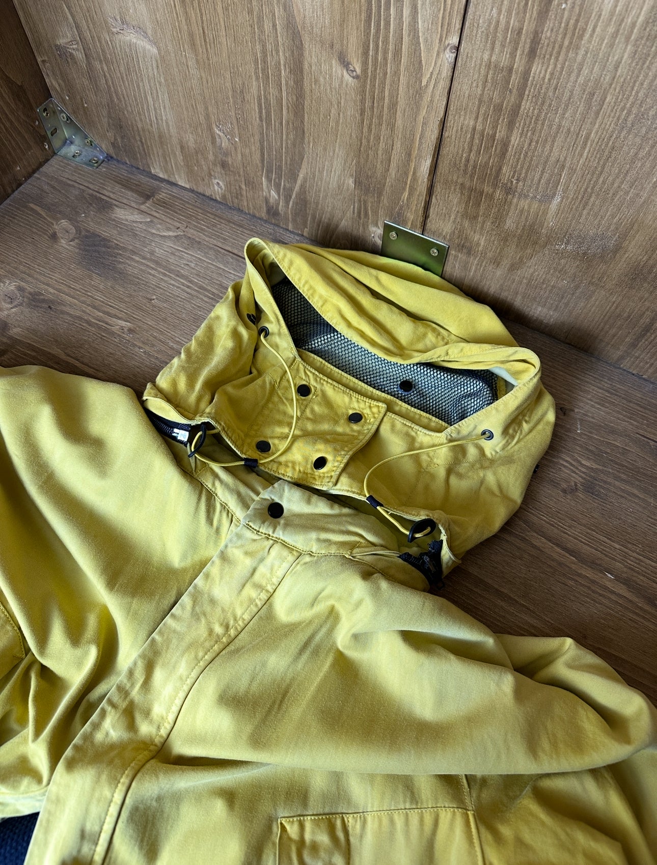 AW99 RASO GOMMATO WITH INNER MESH In Faded Yellow (restored 1/1)