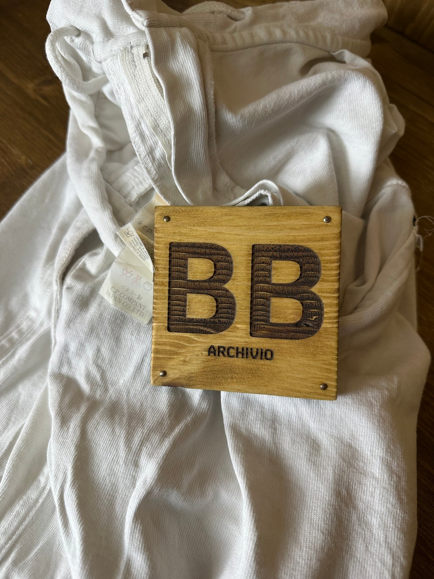 90S COTTON TEE + SWEATPANTS in White