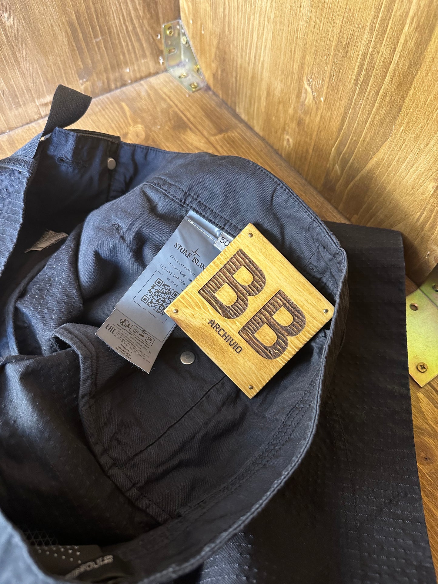 SS23 SHADOW PROJECT SHORTS in Black