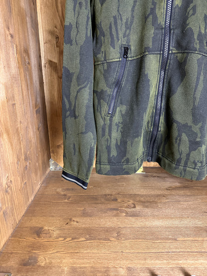 AW15 FLOWING CAMO WATRO HOODIE in Mixed Shades of Green