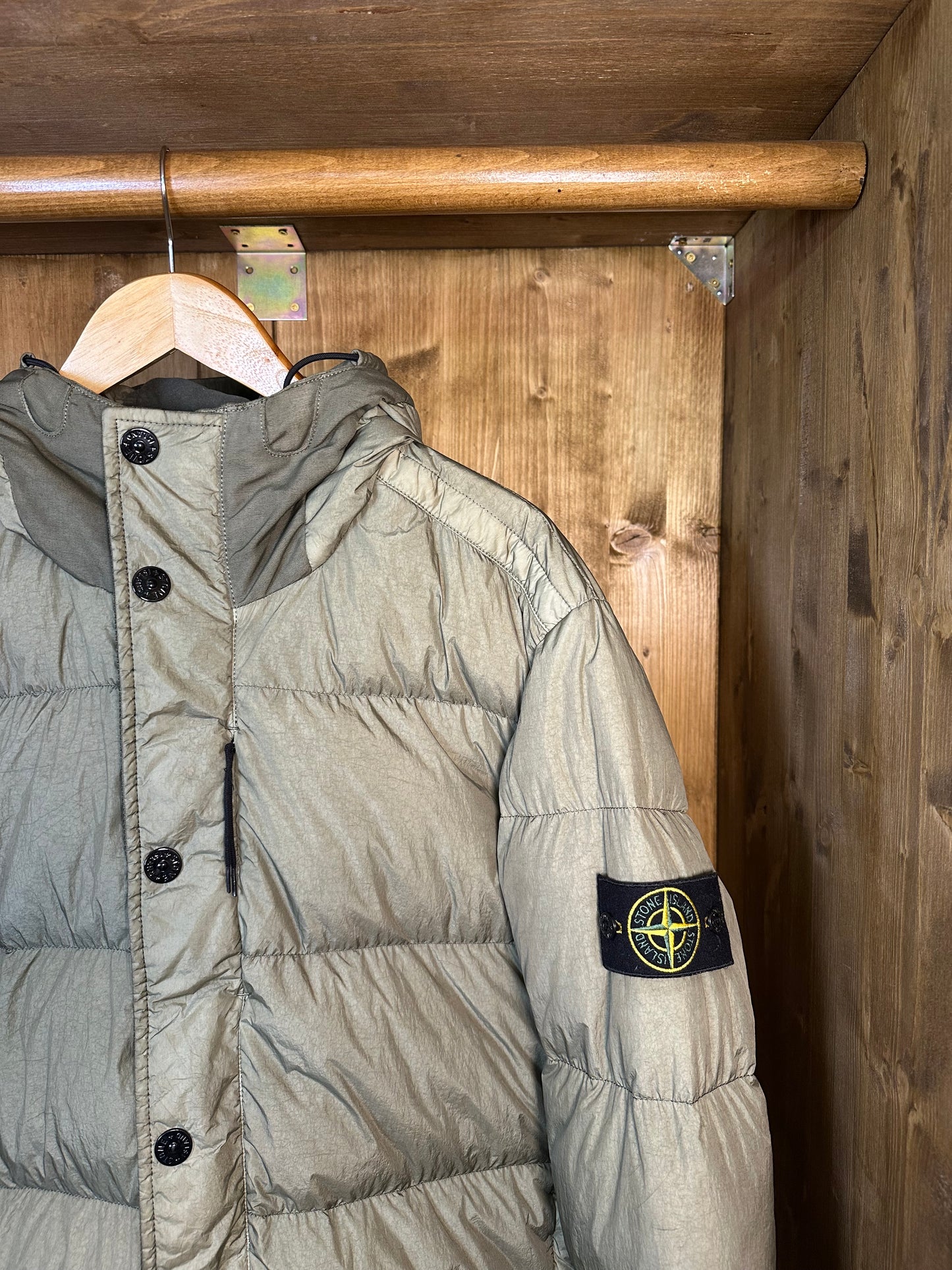 GARMENT DYED CRINKLE REPS NY-DOWN Pine green