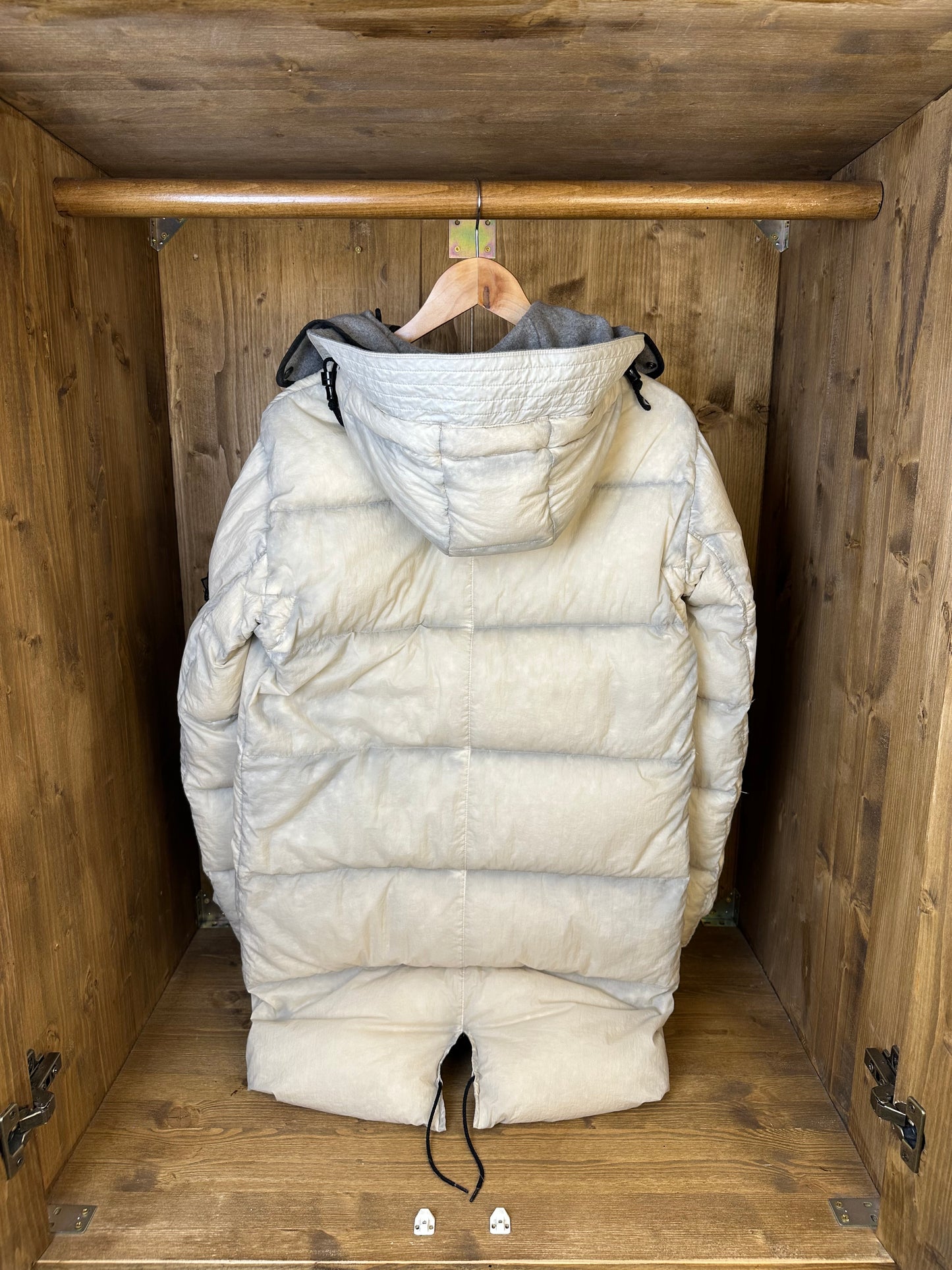 AW09 NYLON OPAQUE GOOSE DOWN PARKA in White