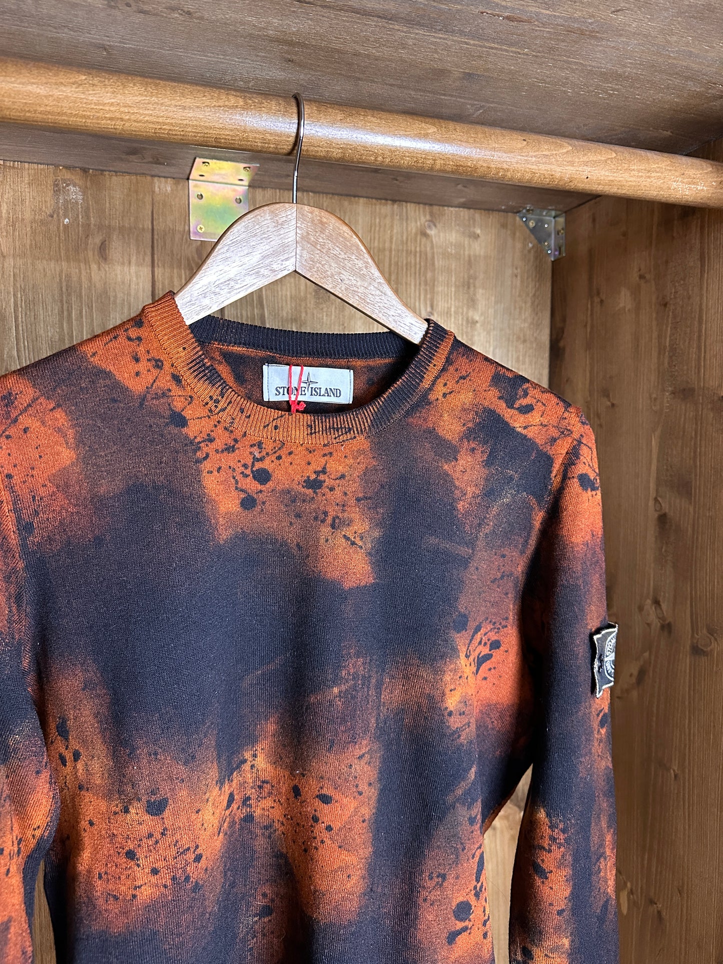 AW14/15 HAND PAINTED TORTOISE SHELL KNIT in Red and Black