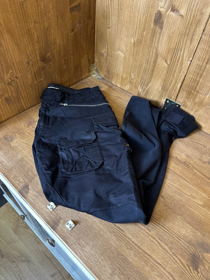 SS16 DRAKE “SUMMER SIXTEEN TOUR”CARGO in Black