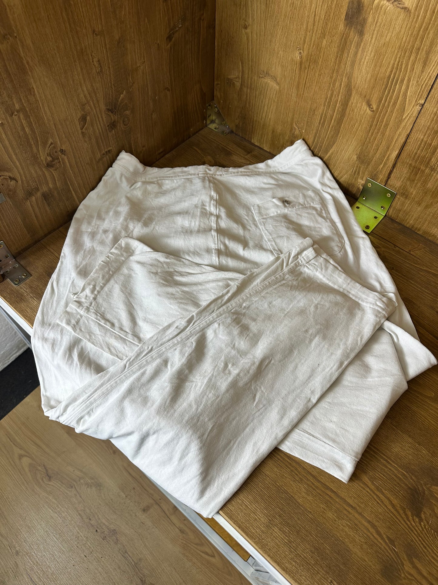 90S COTTON TEE + SWEATPANTS in White