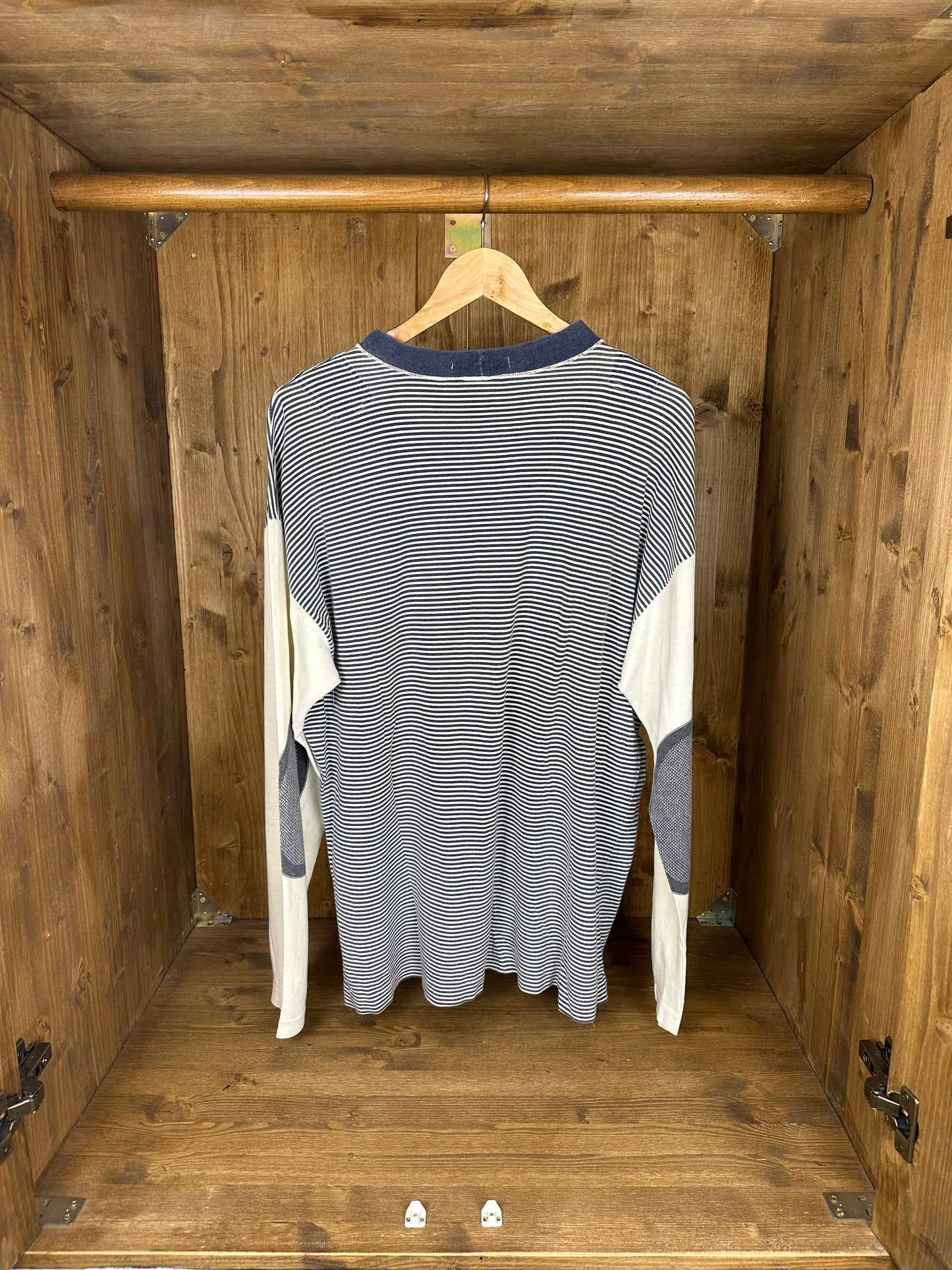 80s SPELLOUT LONGSLEEVE in Cyan