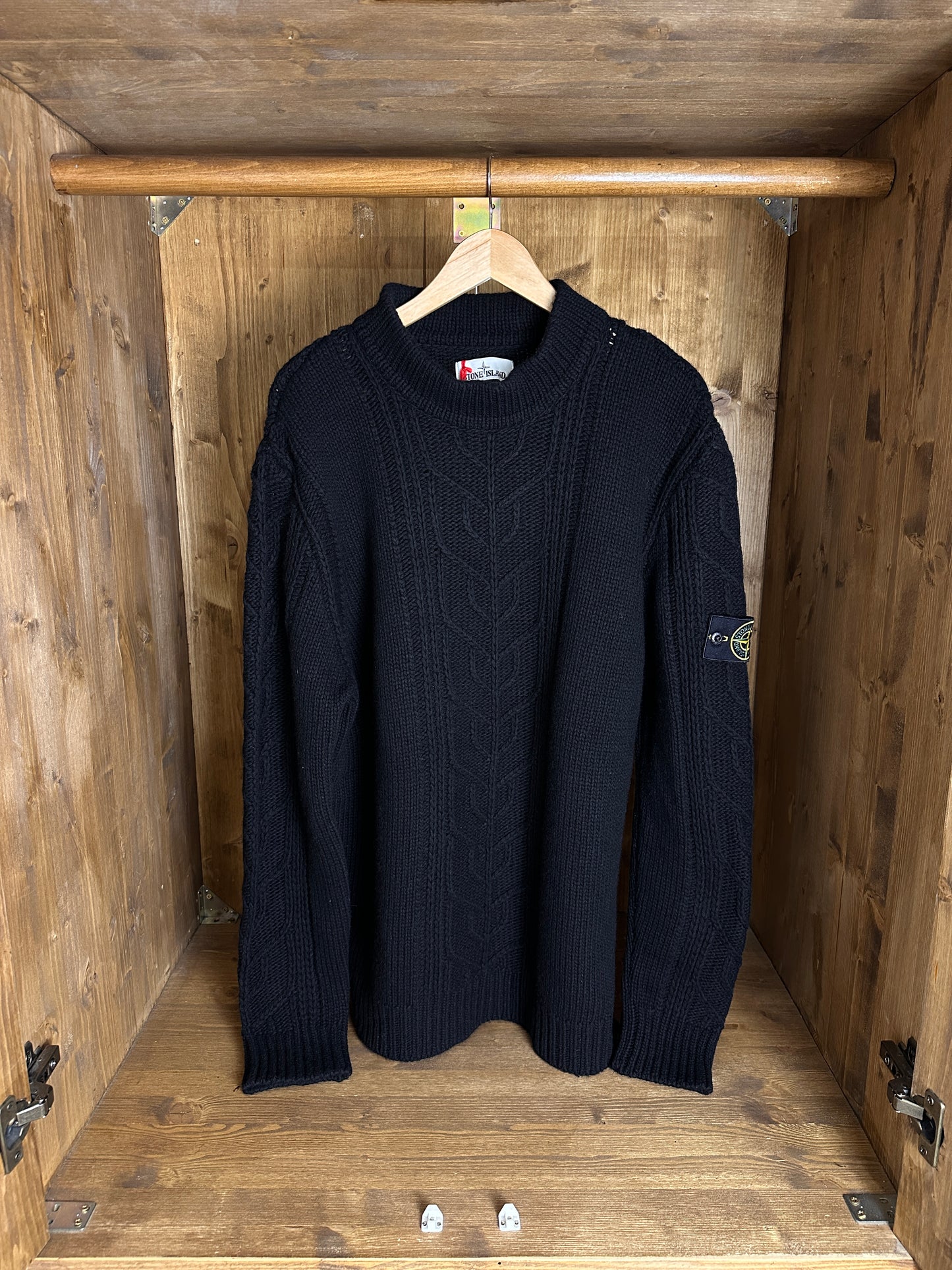 AW20 ARAN MOTIF WOOL JUMPER in Black
