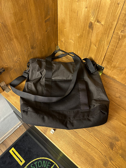 AW24 AGGRESSIVE GOMMATO SHOULDER BAG in Deep Black