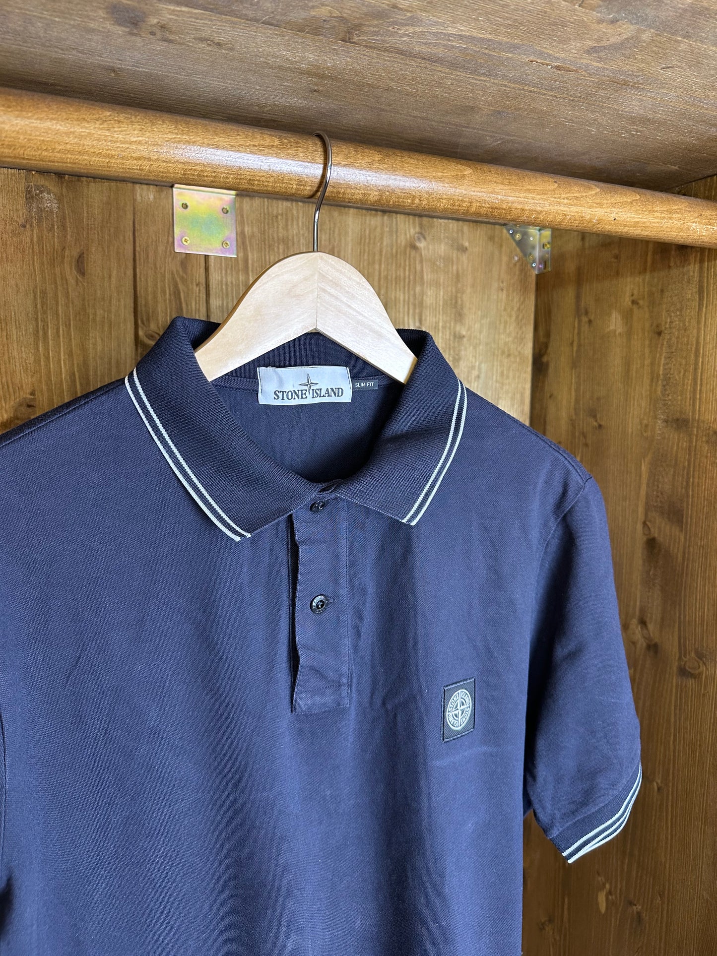 SS19 POLO SQUARE BADGE in Blue Navy with white details