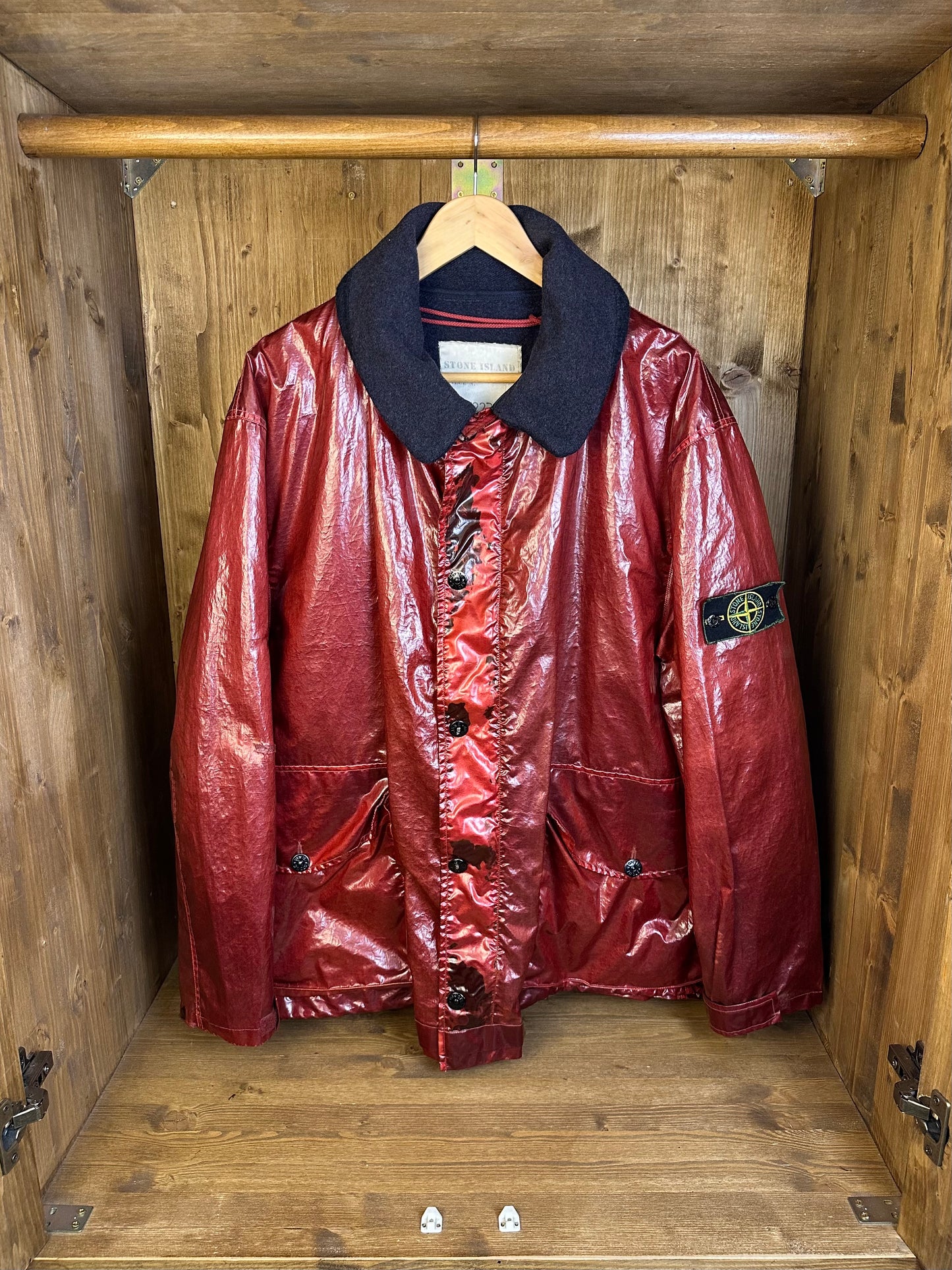 AW92/93 GLAZED SILK LIGHT in Red