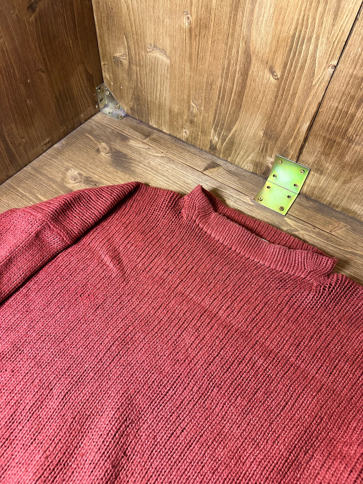 80s BRICK RED WOOL SWEATER