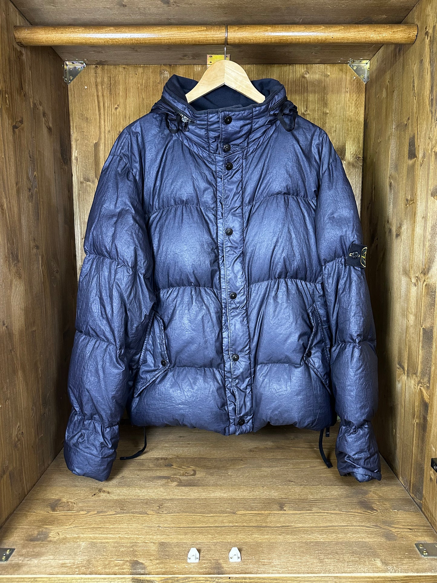 AW04 BLUE METALLIC TEXTURE DOWN JACKET