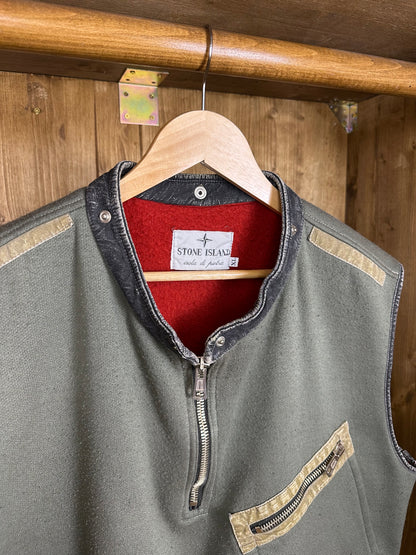 AW82 TELA STELLA FLEECE VEST in Brown